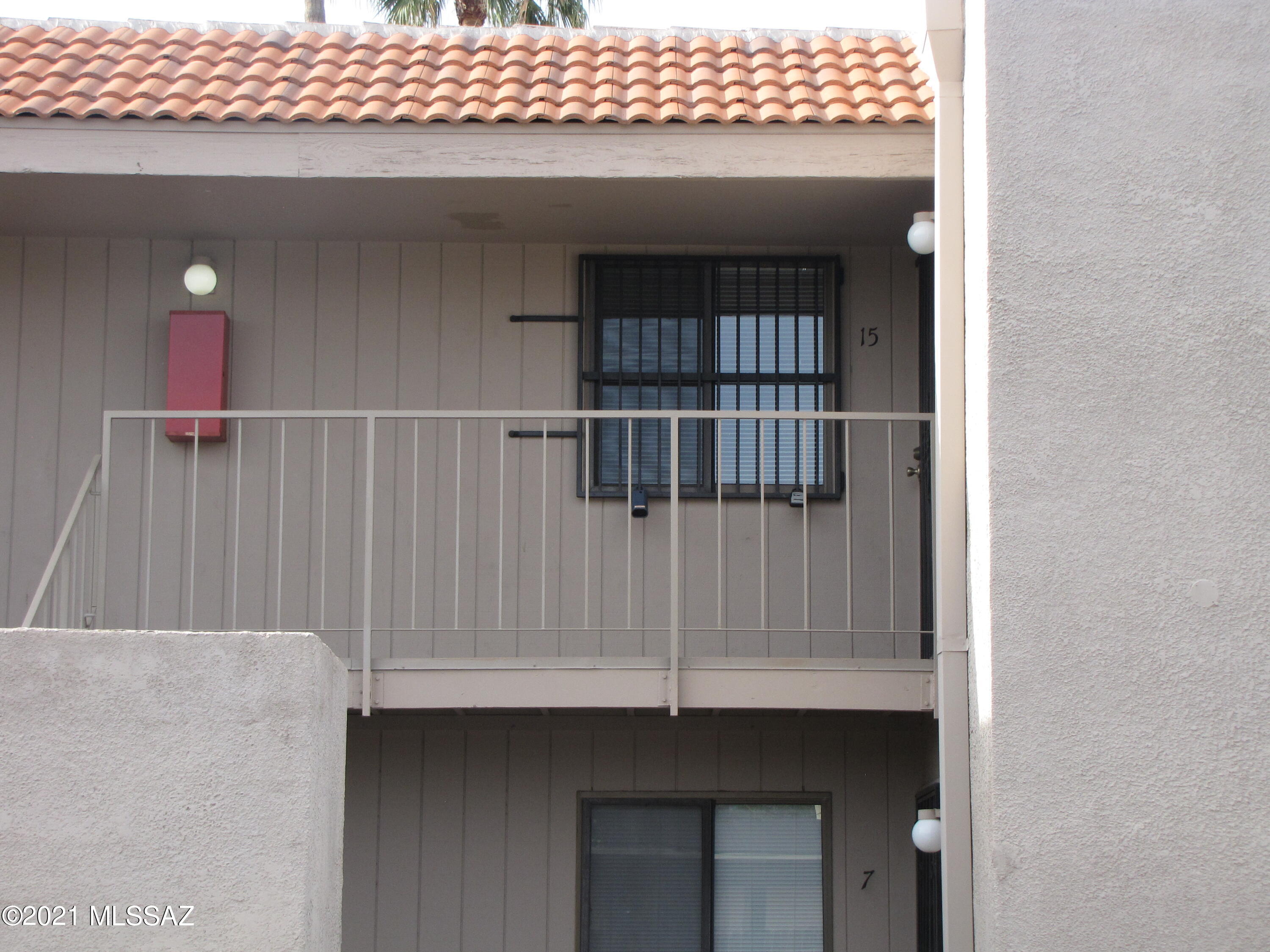 Golf Links East Condos (1-48) - Residential Lease