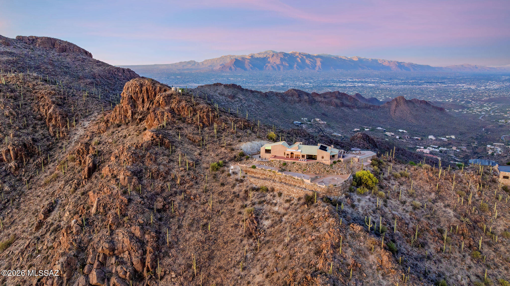 6931 W Sky Canyon Drive