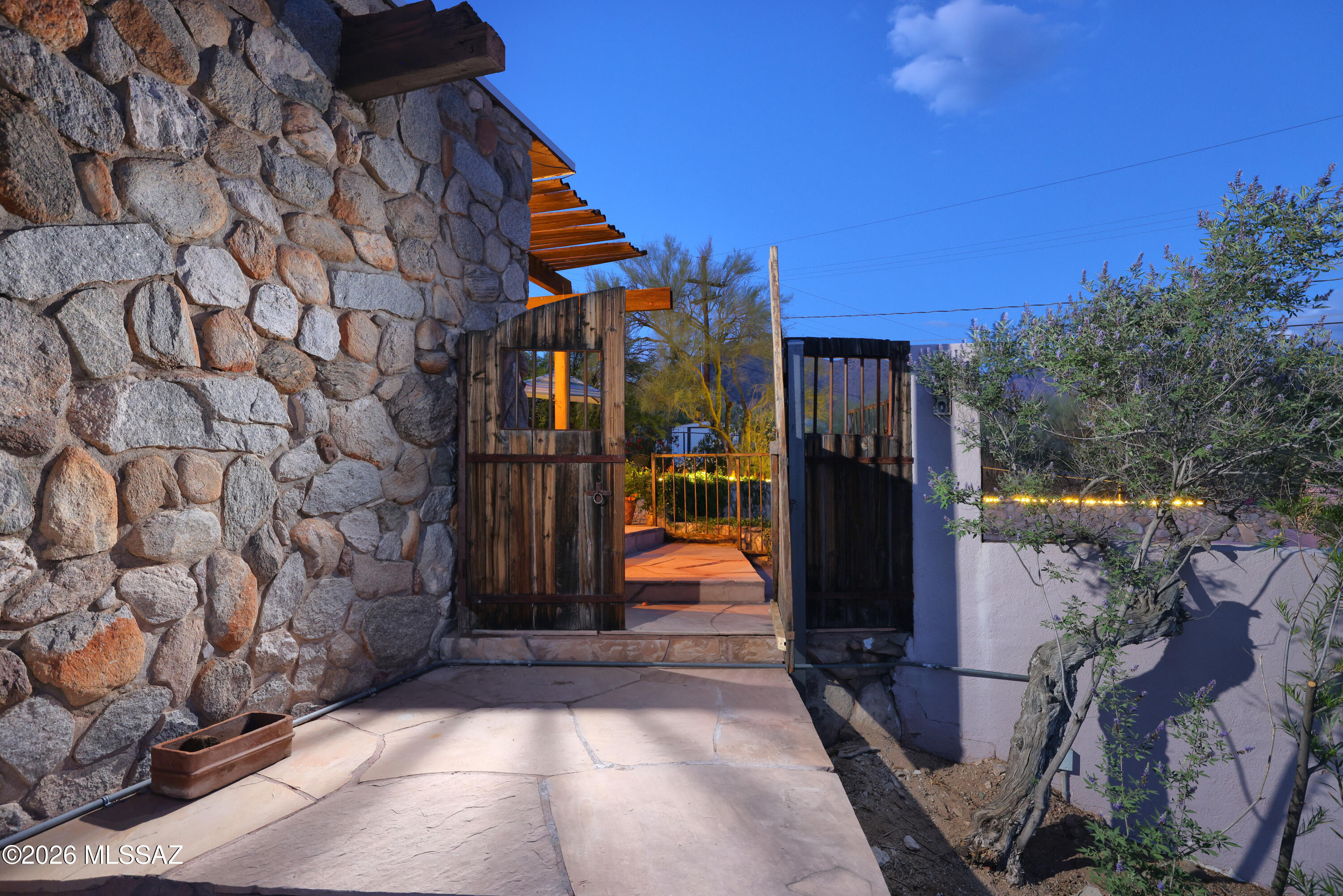 Catalina Village NO.3(1-77) - Residential