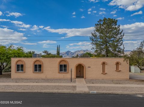Photo of 4801 E Fairmount Street, Tucson, AZ 85712 (MLS # 22609477)