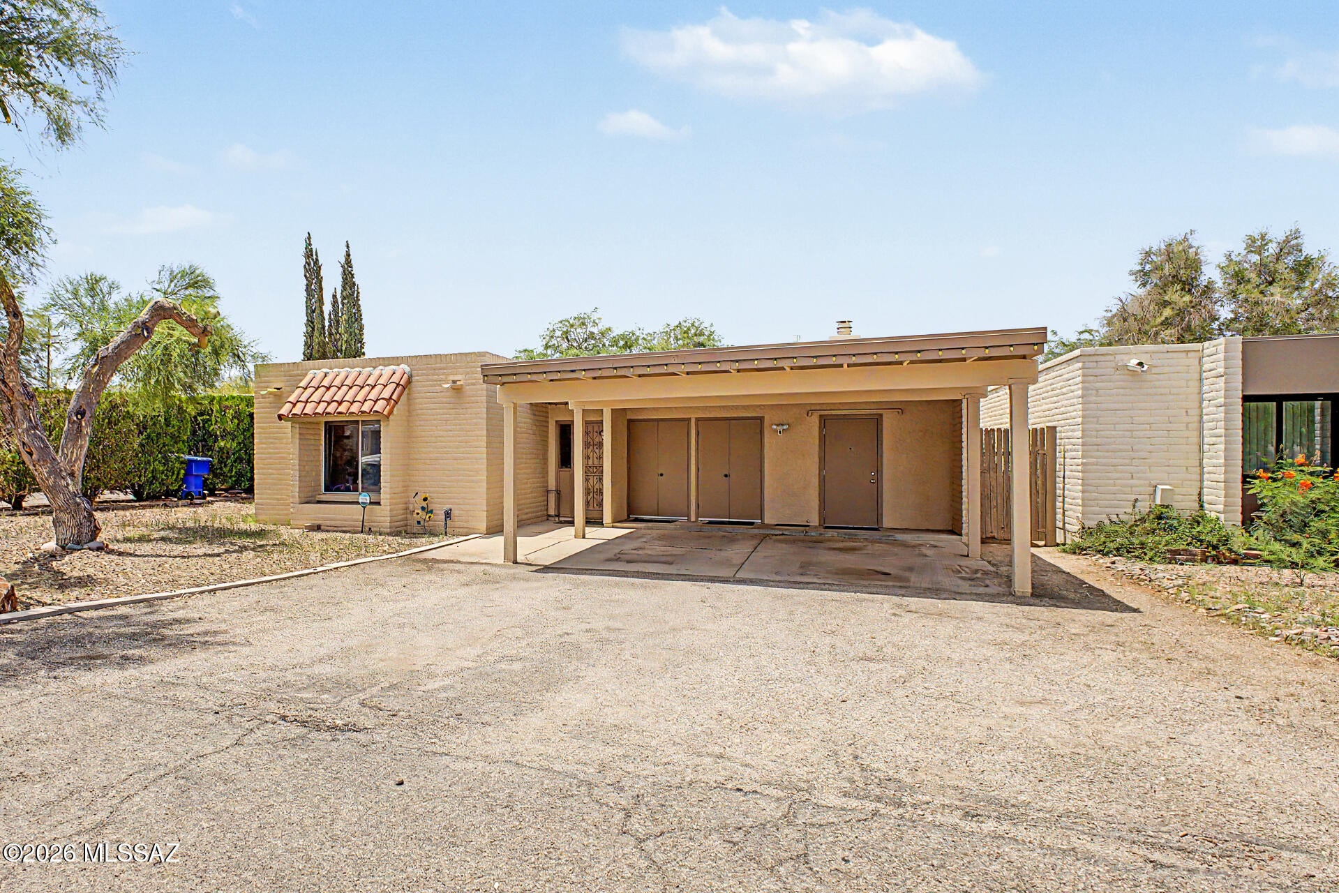 1852 S Skyview Place