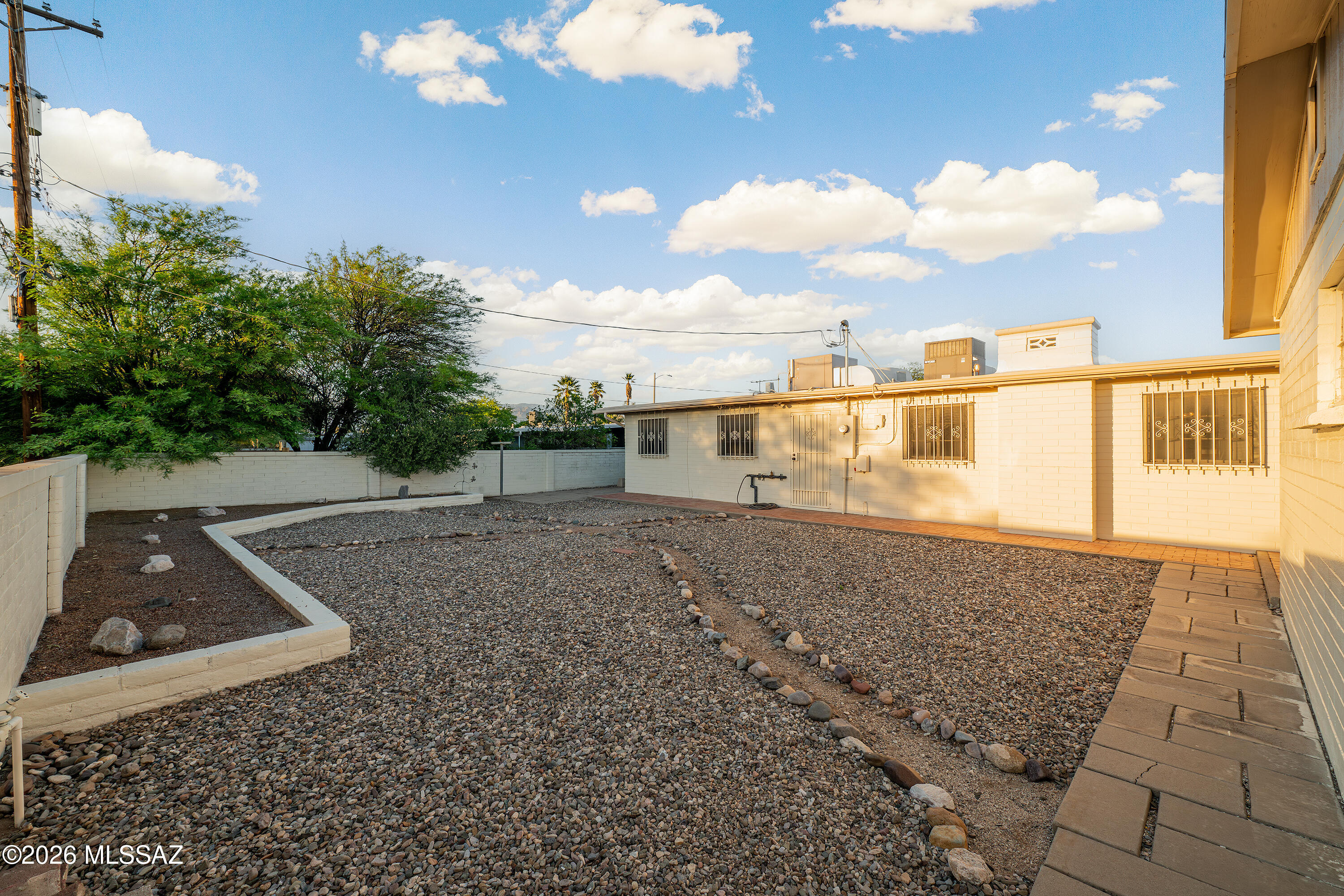634 S Kenyon Drive