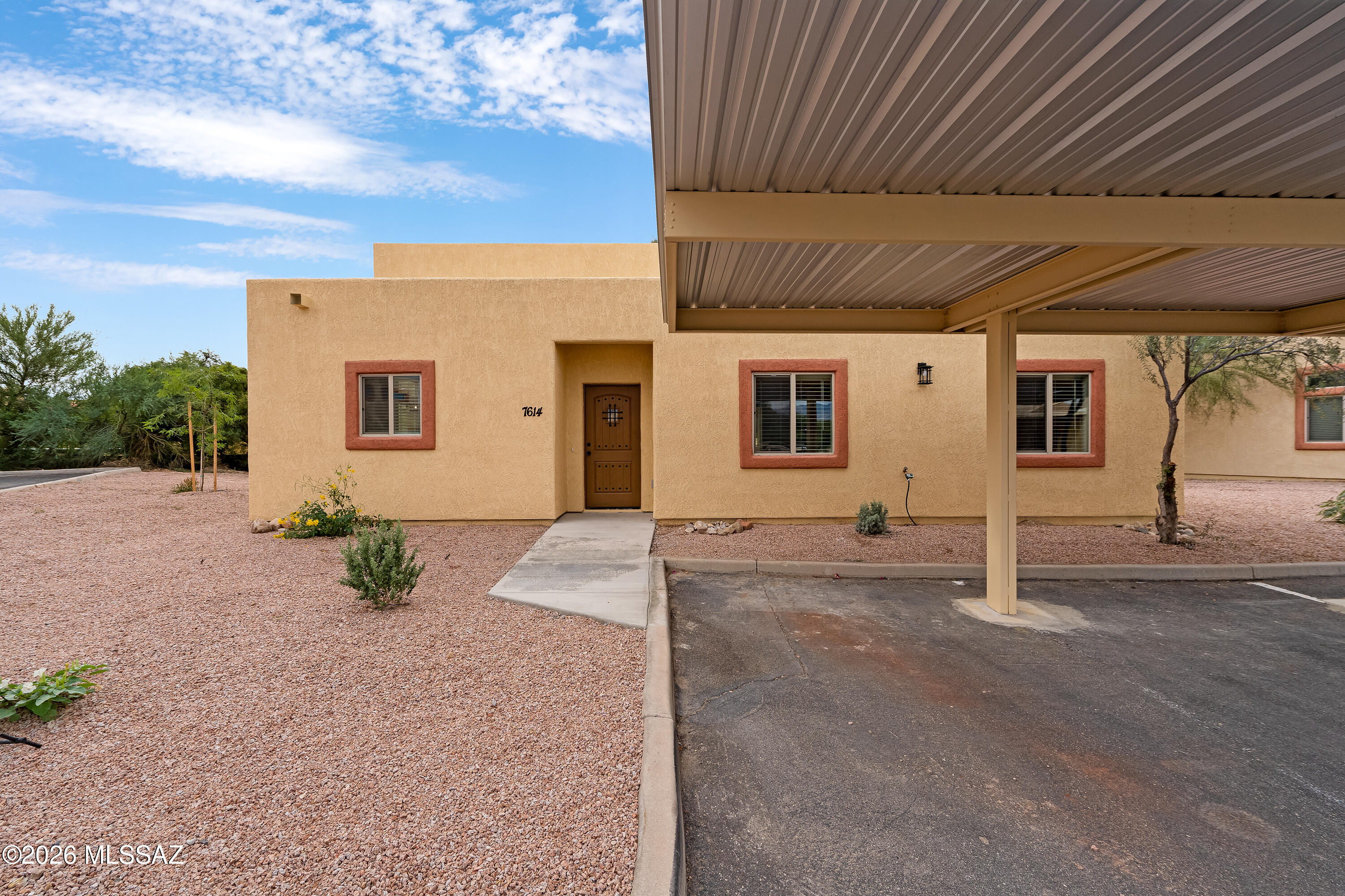 7614 E Kini Drive