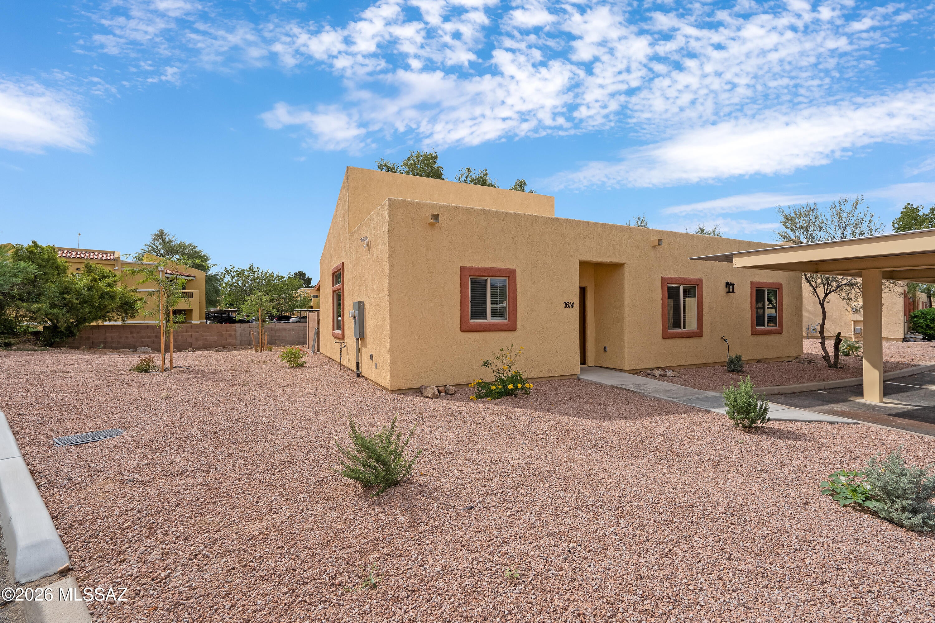 7614 E Kini Drive