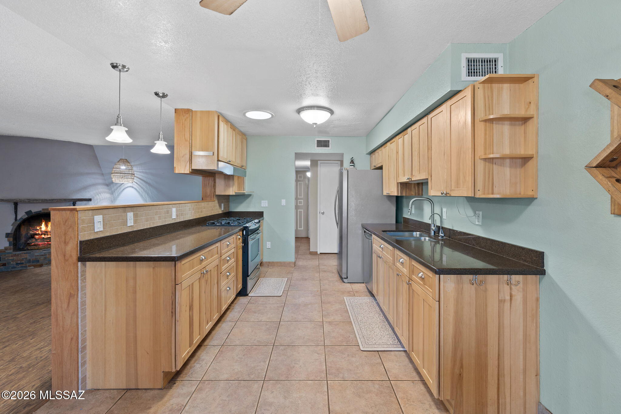 3757 W Raintree Drive