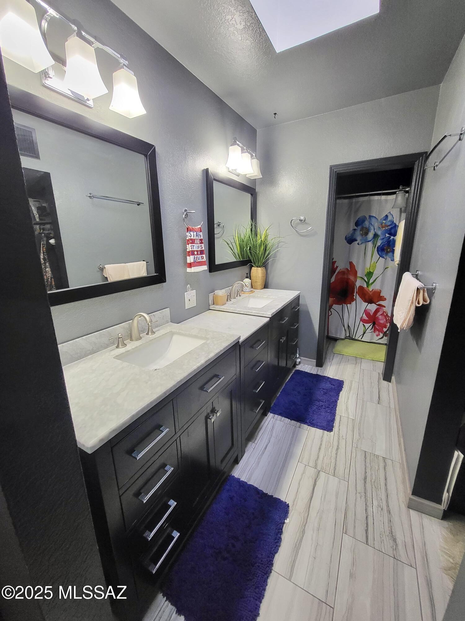 Las Casas Bellas Condo (1-44) - Residential