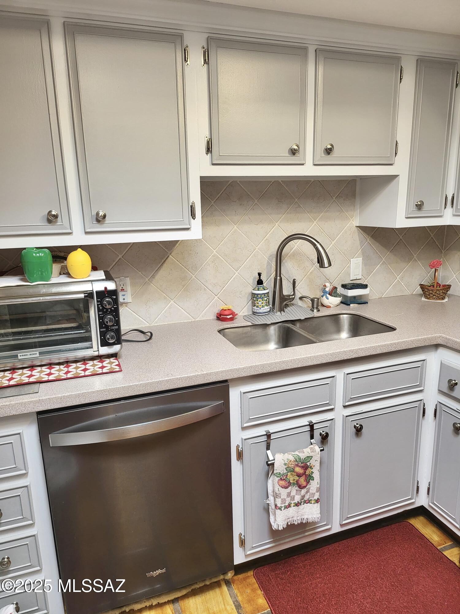 Las Casas Bellas Condo (1-44) - Residential