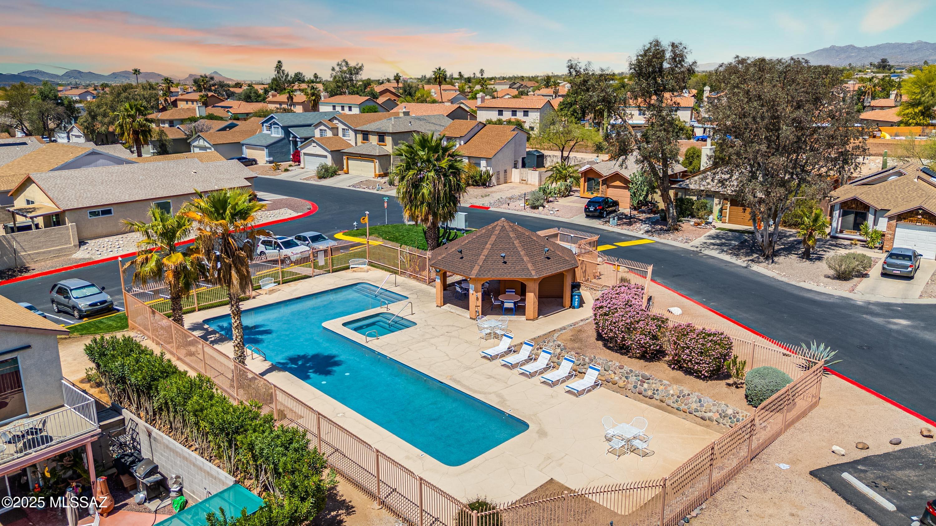 Hobby Horse Ranch (The Patios At) - Residential