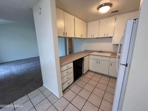 Photo of 836 S Langley Avenue, Tucson, AZ 85710 (MLS # 22607714)