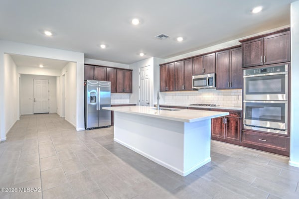 3040 W CHALFONT DR, TUCSON, AZ 85742 - Image 2a606f2c5fa42b6321edec49fd669f21/1181446491