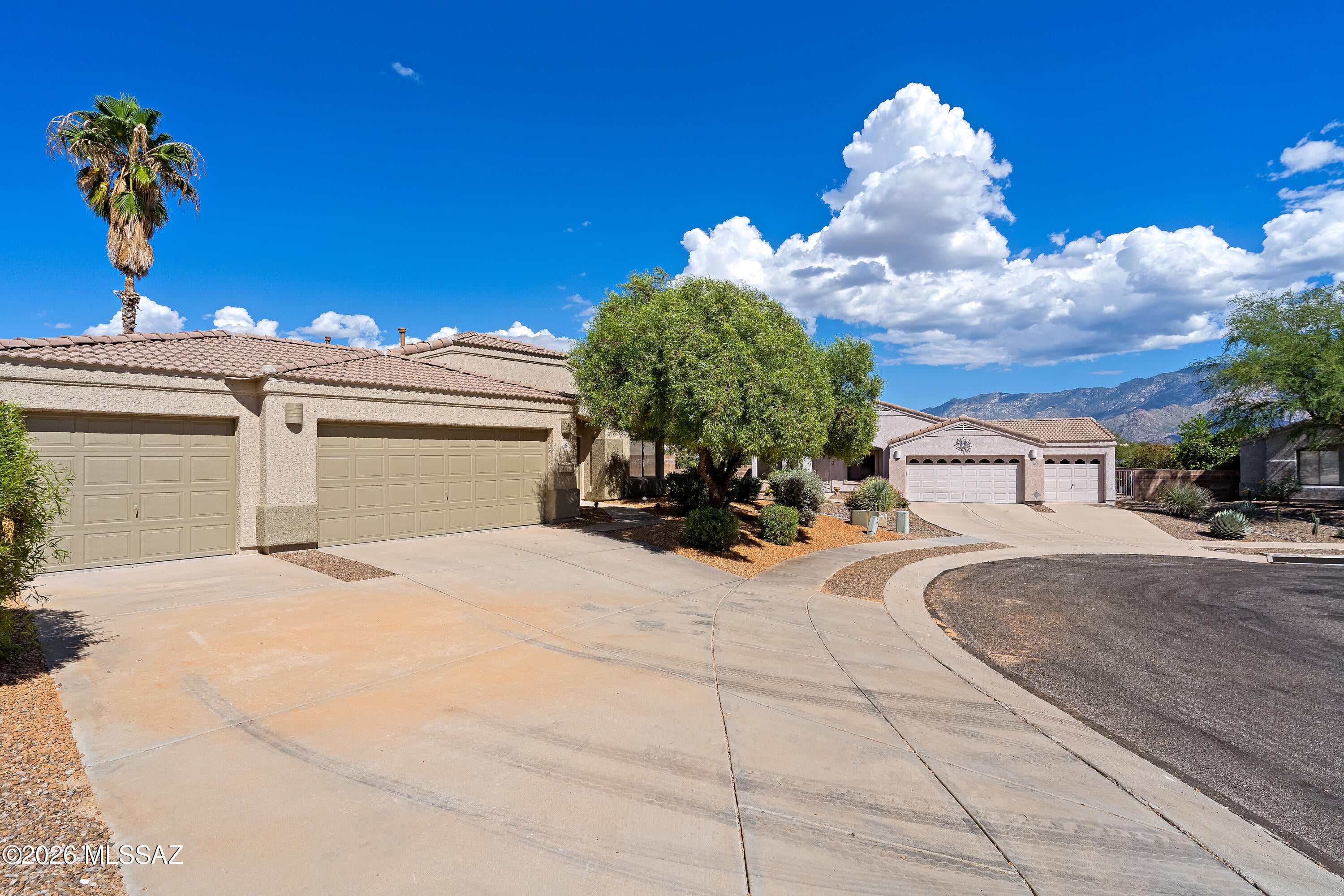 356 W Silvertip Road