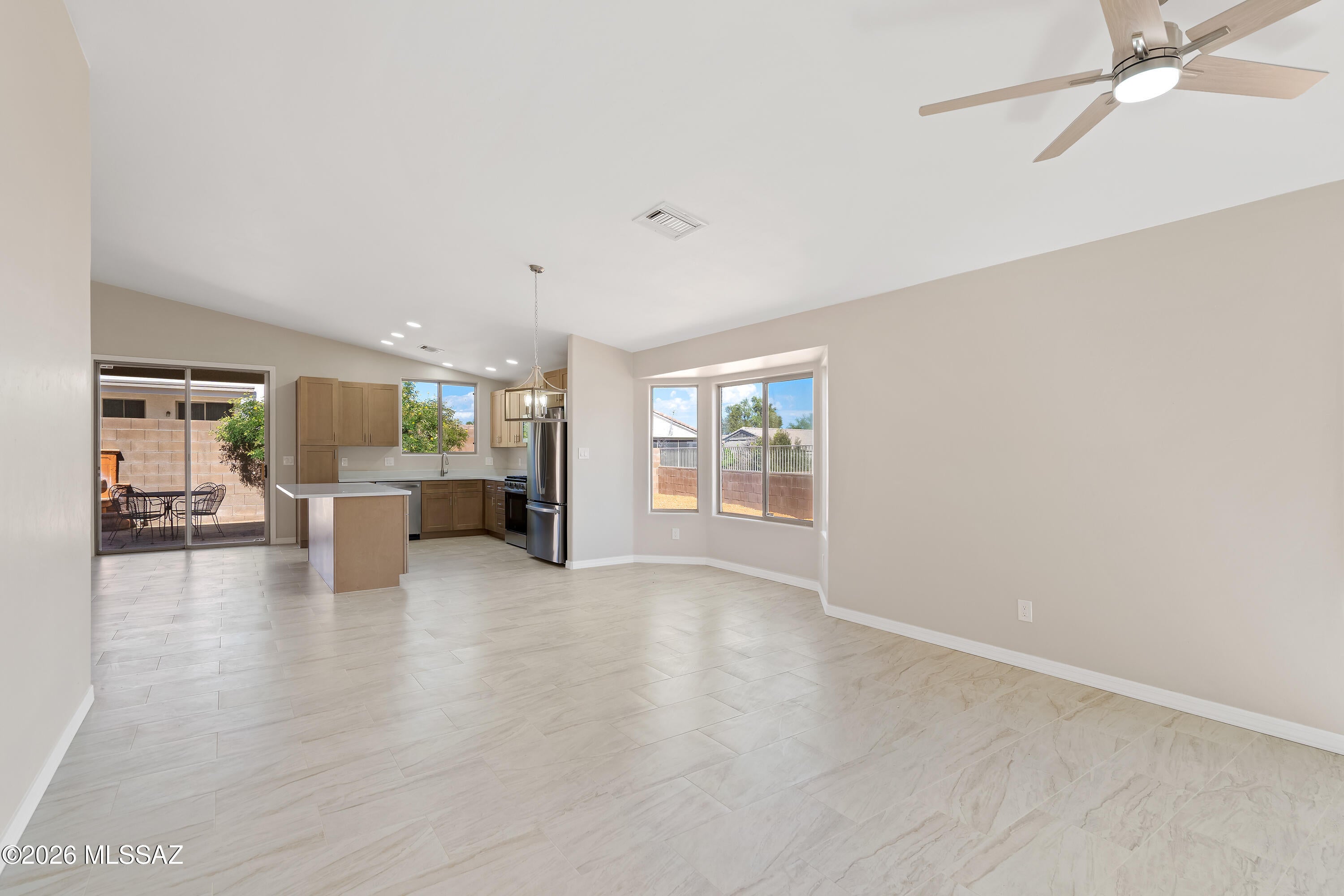 356 W Silvertip Road