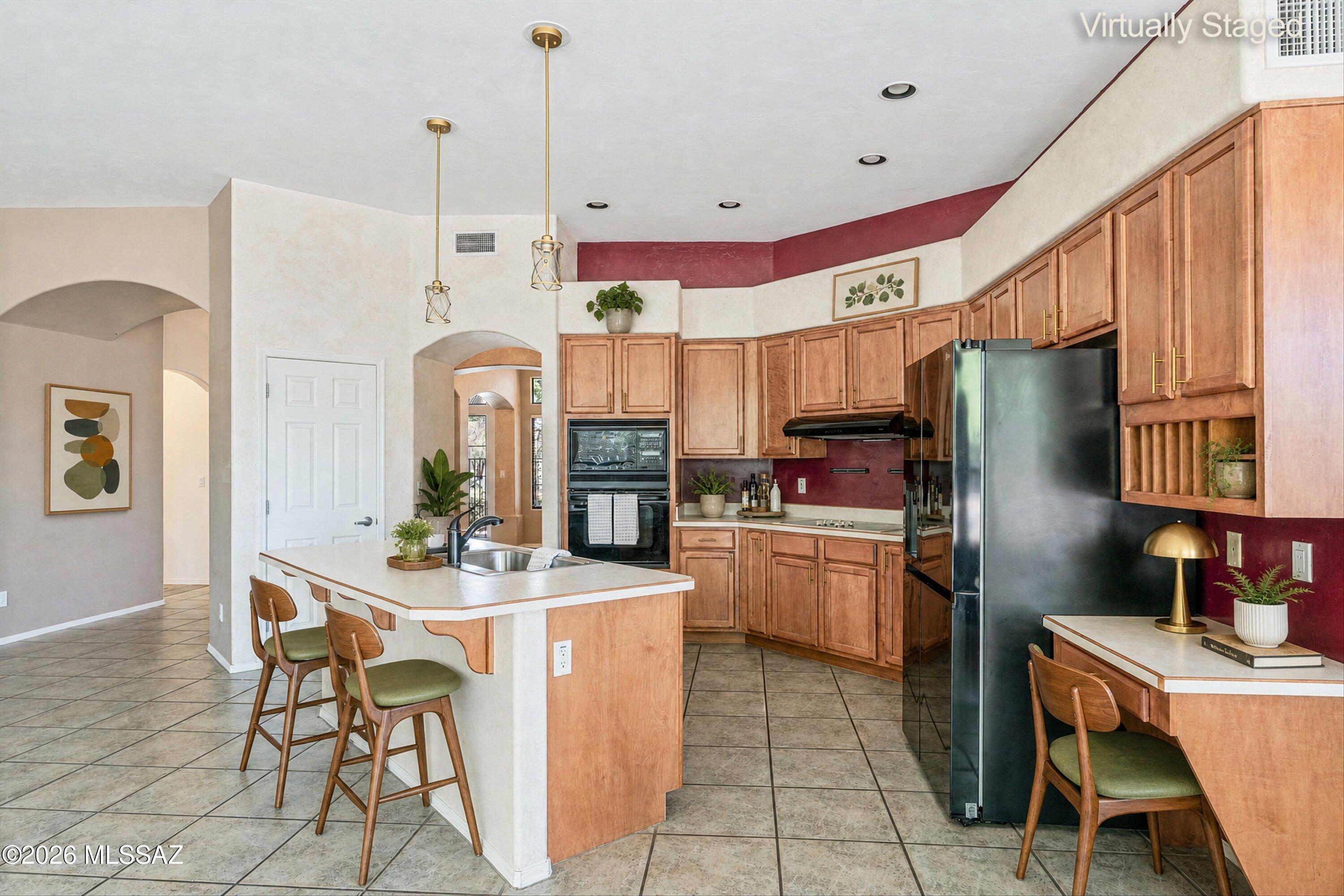1662 W Silver Berry Place