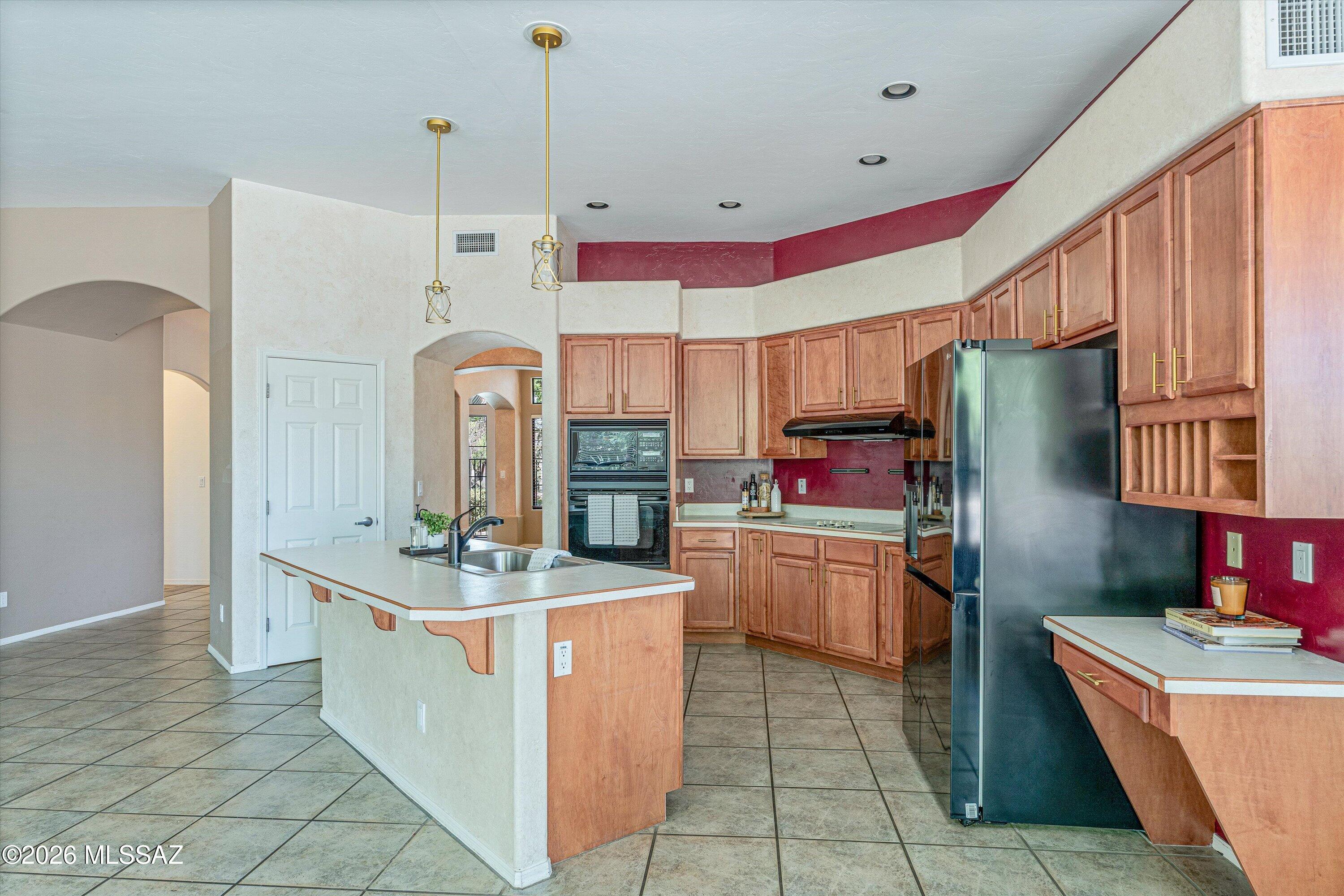 1662 W Silver Berry Place