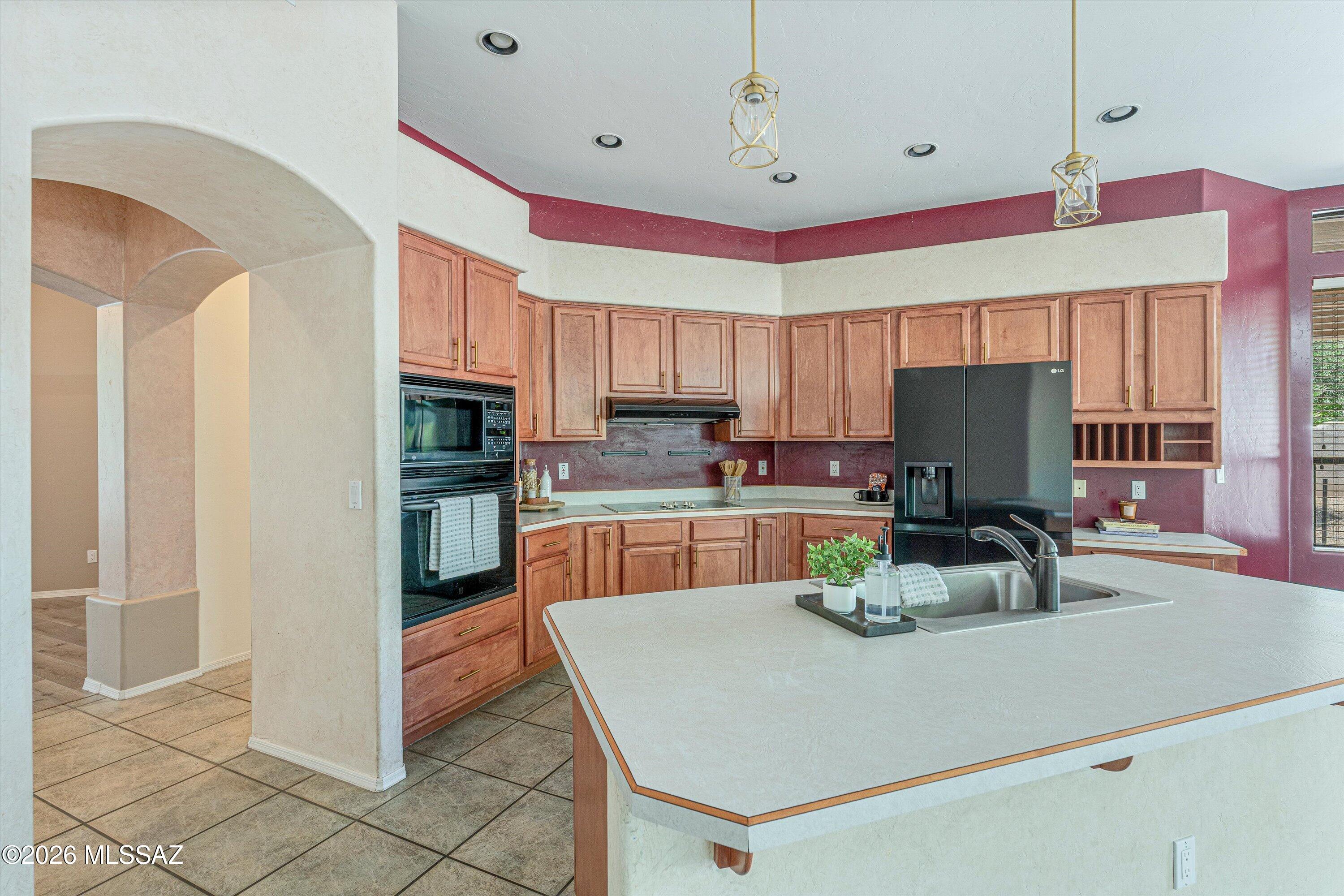1662 W Silver Berry Place