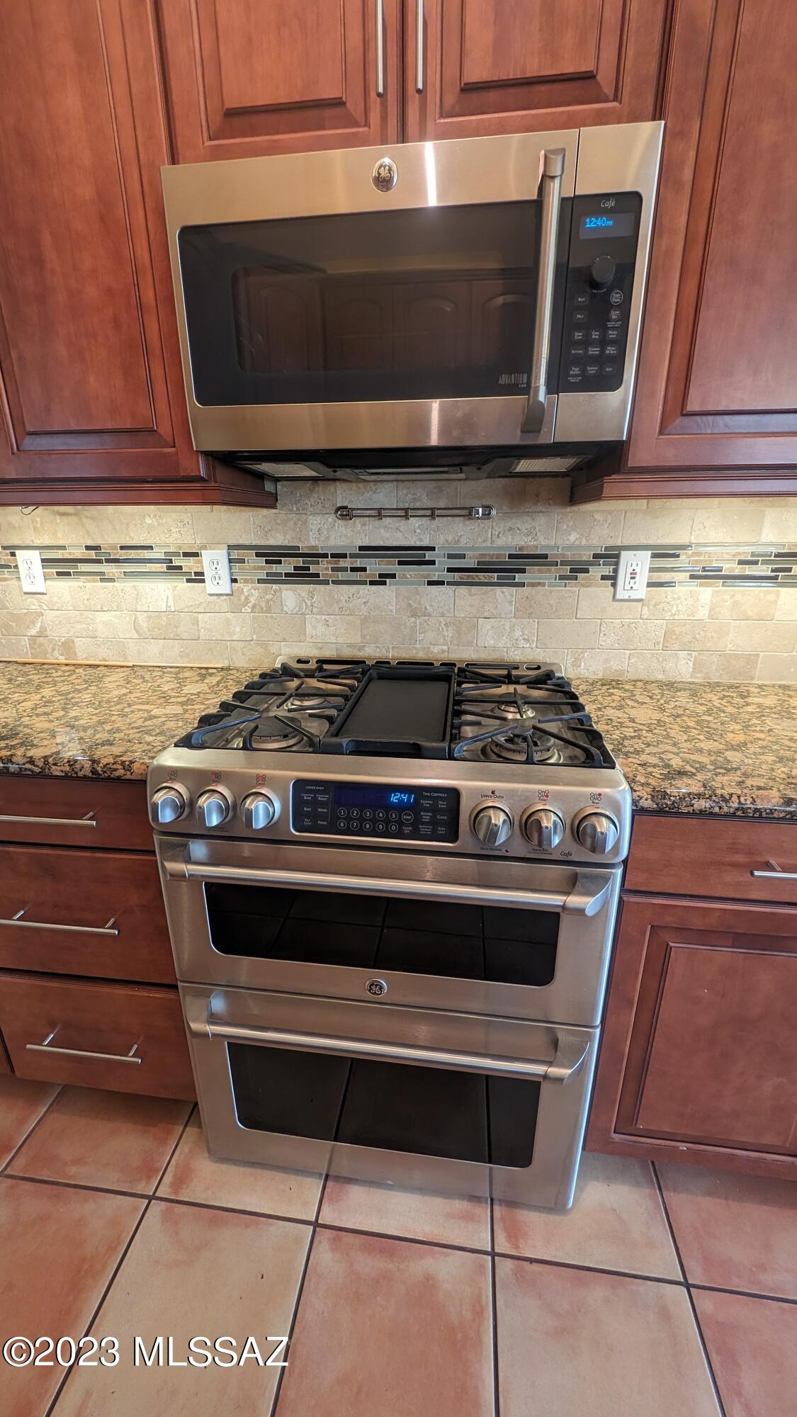 Fairway Heights At Tucson National Par.I(1-44) - Residential Lease