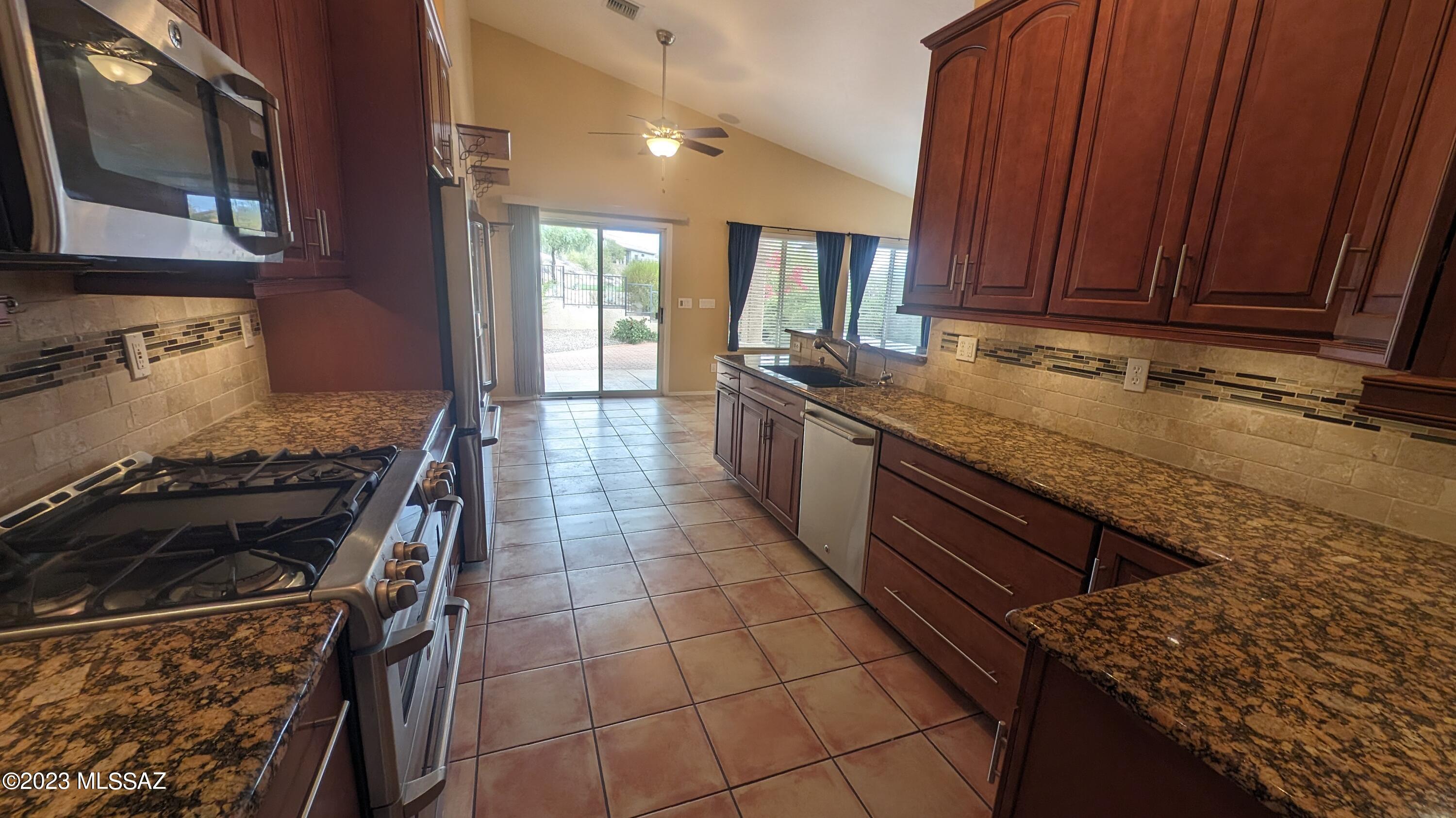 Fairway Heights At Tucson National Par.I(1-44) - Residential Lease