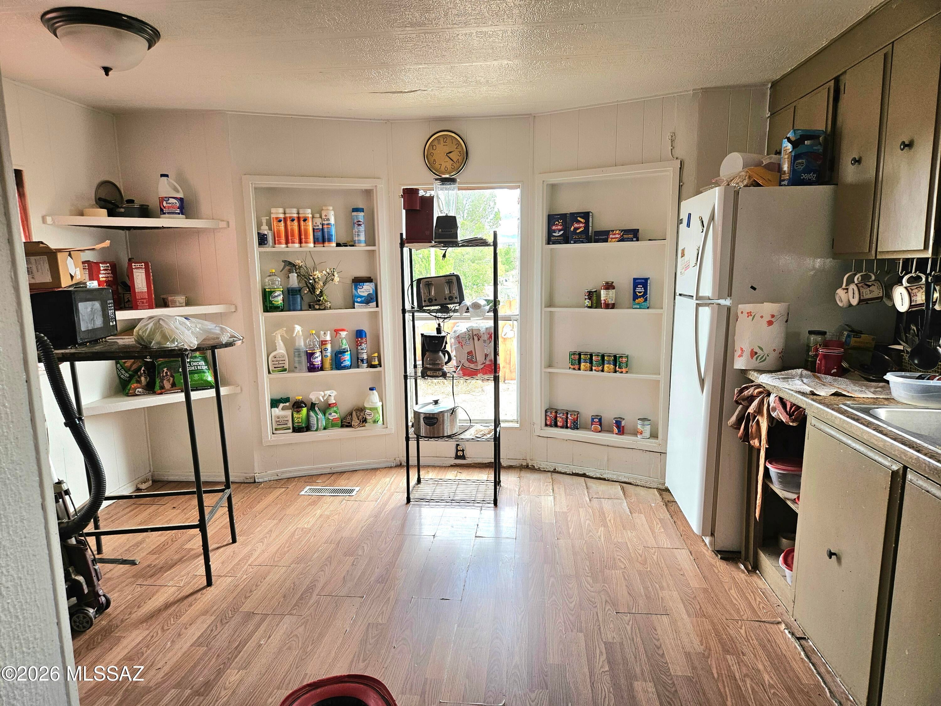 657 Di Di Anne Drive