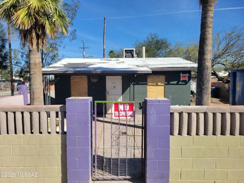 Photo of 376 W President Street, Tucson, AZ 85714 (MLS # 22607461)