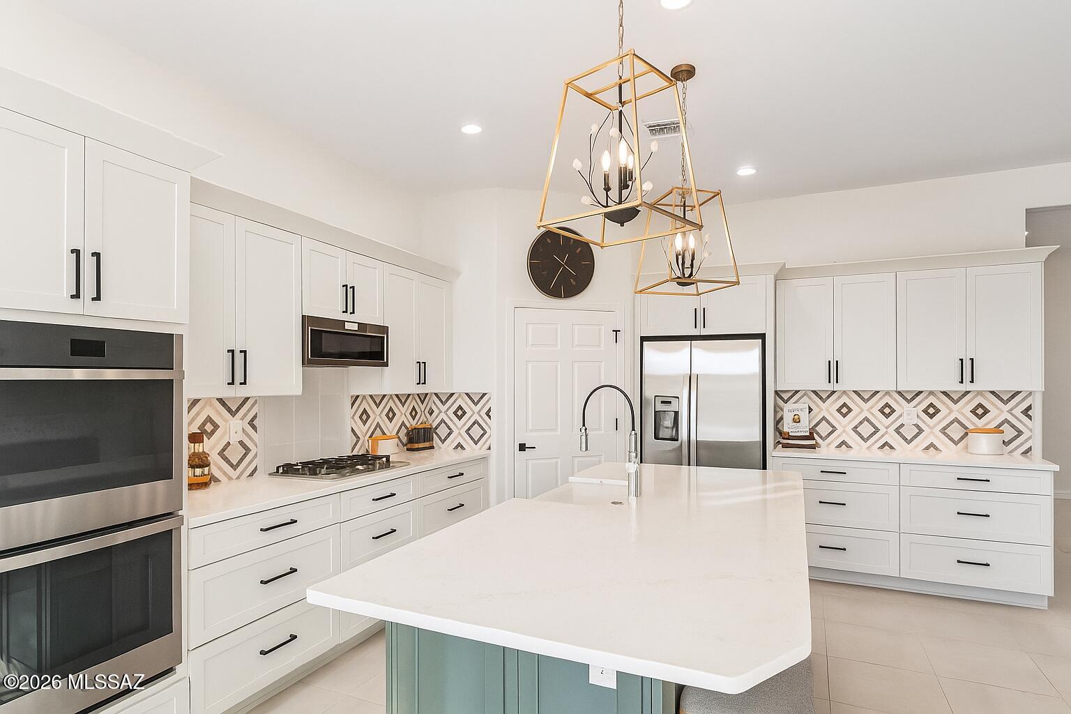 13275 N Stonecrop Lane