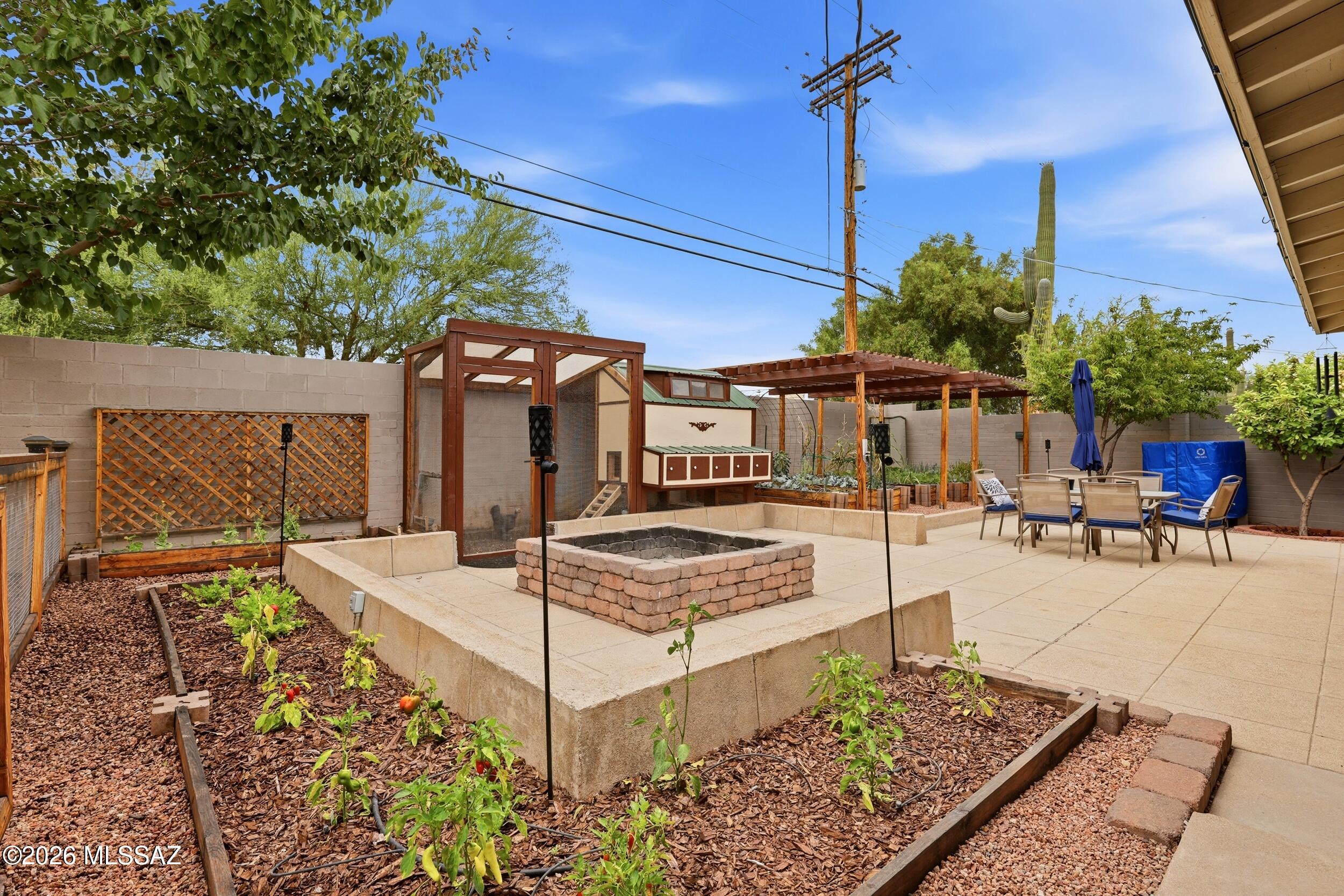 Vista Del Sahuaro - Residential