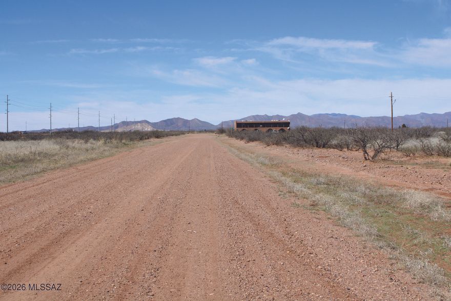 Level buildable lot with great access