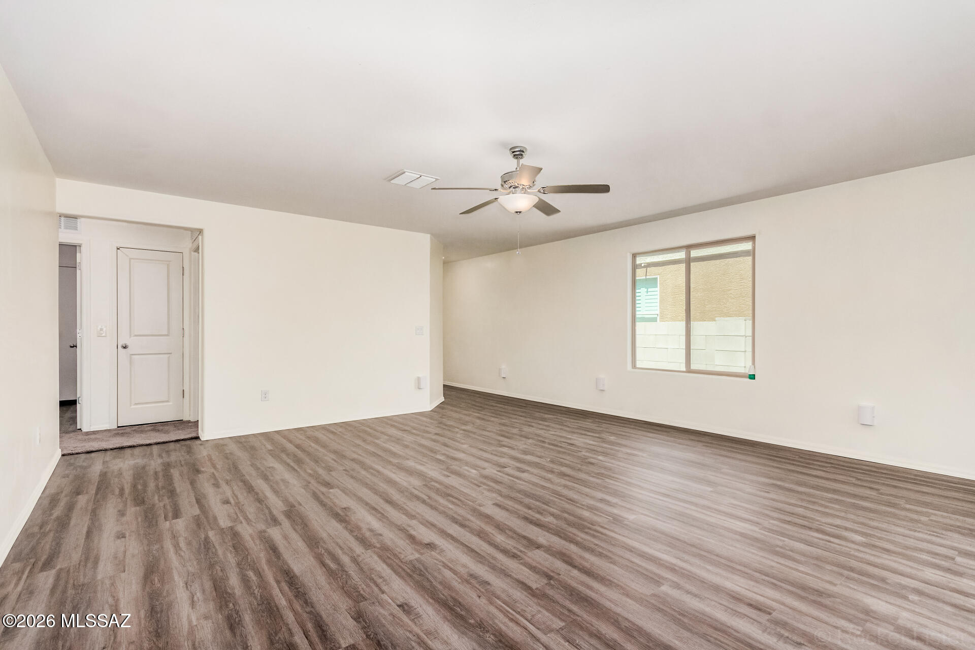 6033 S Kirtley Drive