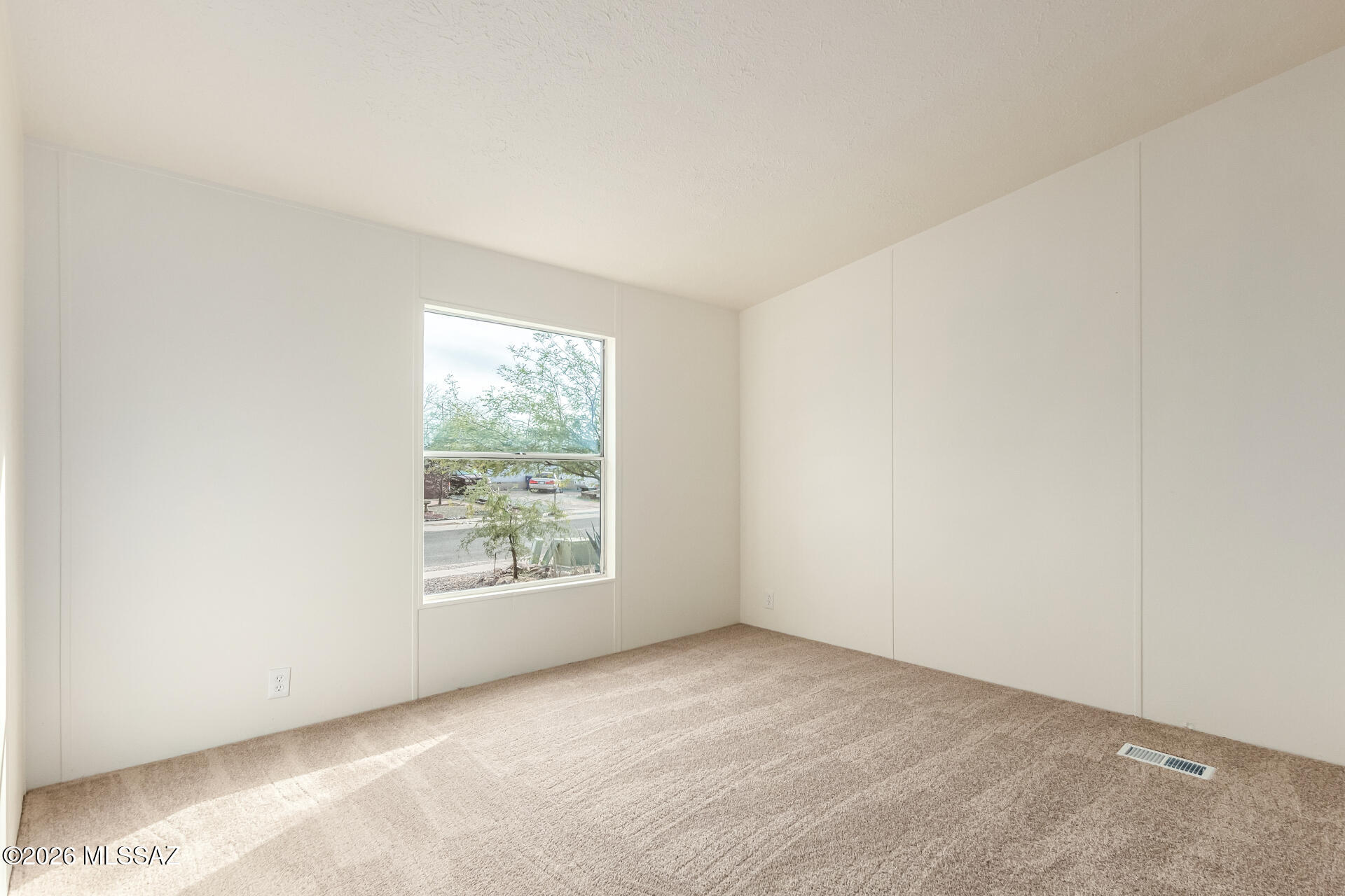 Mission Circle (1-29) - Residential