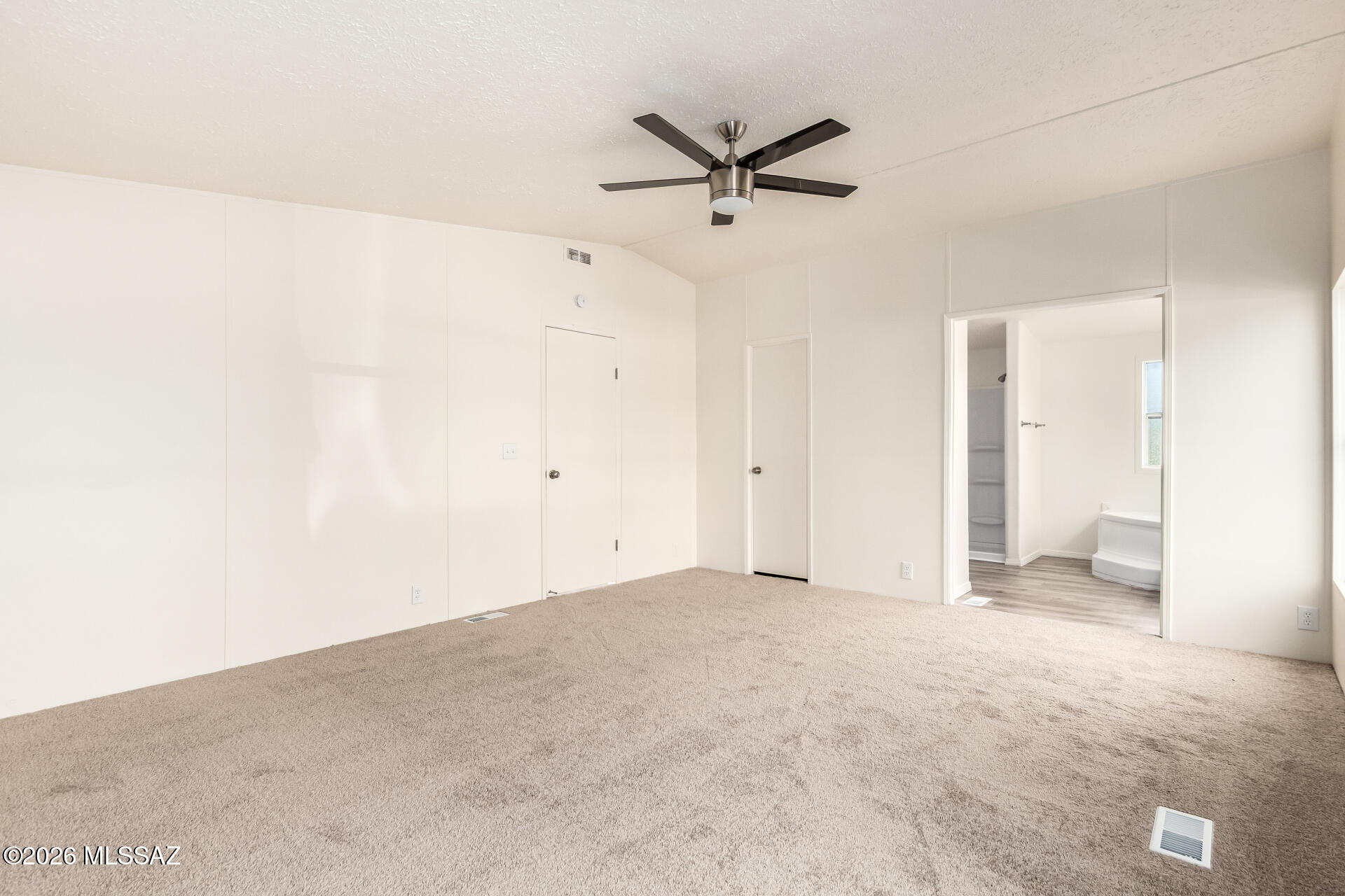 Mission Circle (1-29) - Residential