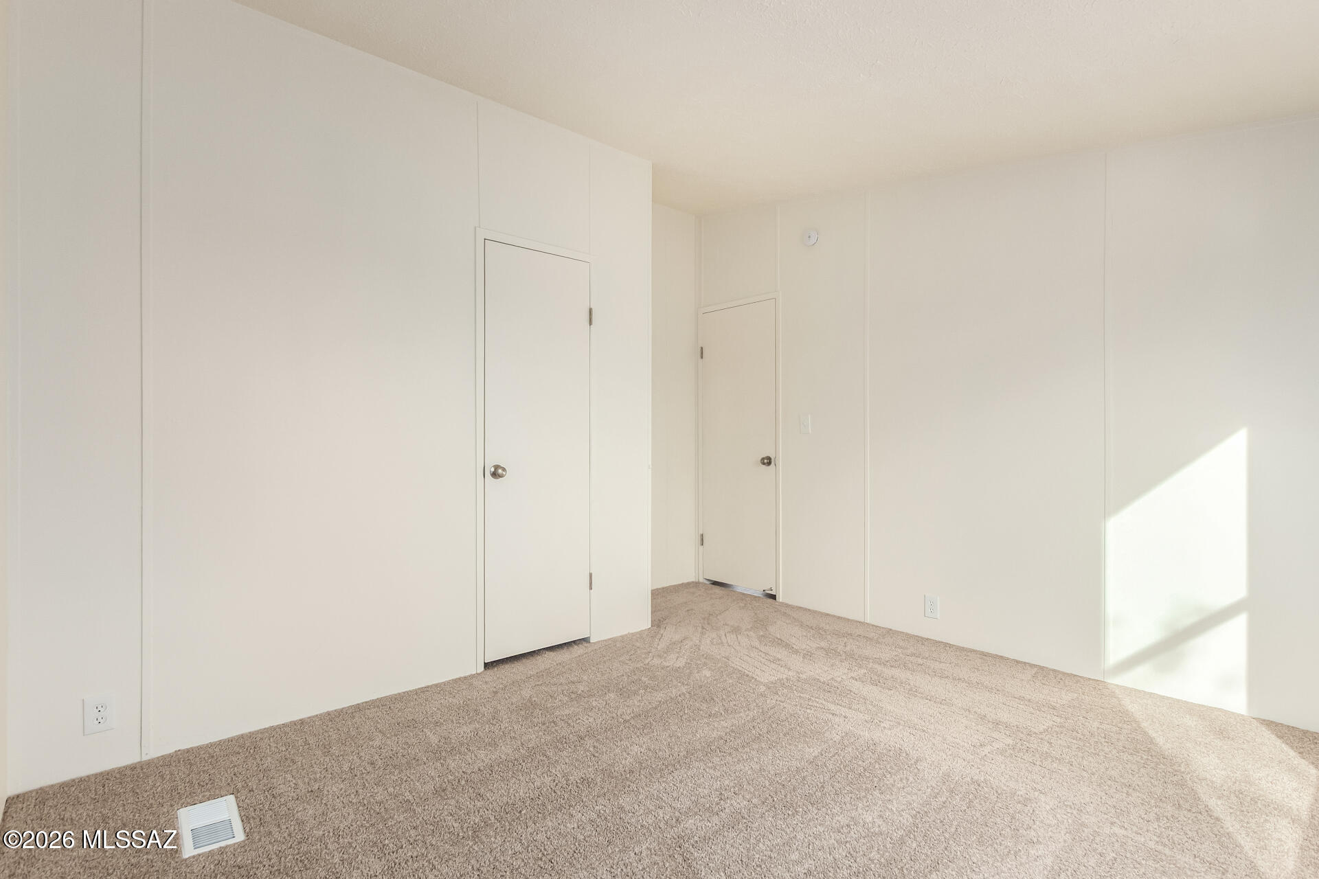 Mission Circle (1-29) - Residential