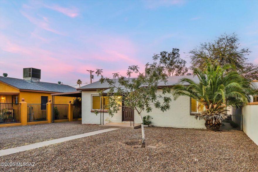 Beautifully maintained and truly move-in ready, this 3-bedroom, 2-bath home delivers comfort, convenience, and lasting value. A freshly painted interior gives the home a bright, refreshed feel, while the functional floor plan offers easy, everyday living with well-defined yet connected spaces. Set in a well-established neighborhood, you'll enjoy close proximity to parks, recreation, dining, and shopping, along with quick freeway access for an easy commute across town. Whether you're a first-time buyer or looking to simplify without sacrificing location, this is an opportunity that checks all the boxes. Schedule your showing today before it's gone.