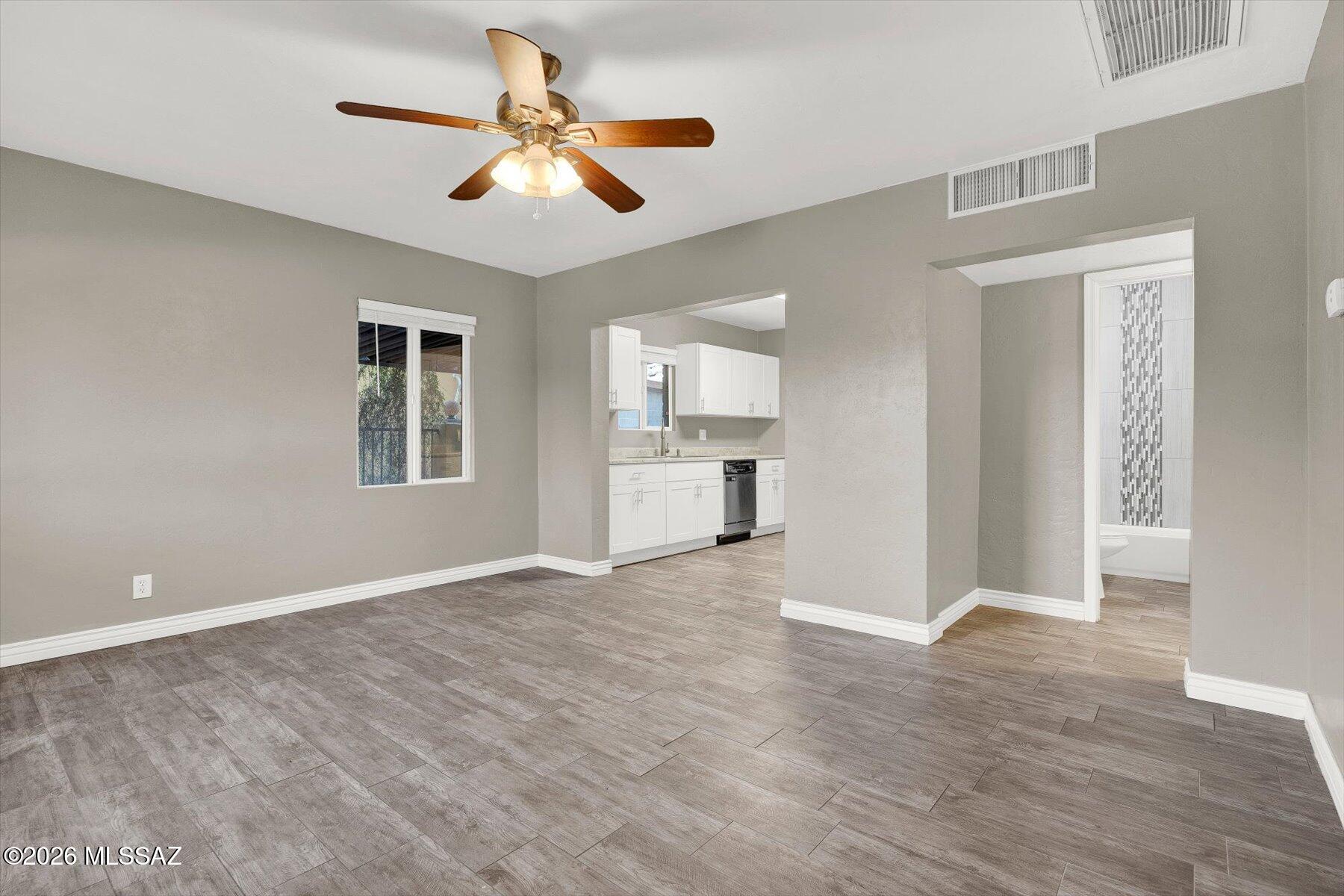 Parkway Terrace - Residential