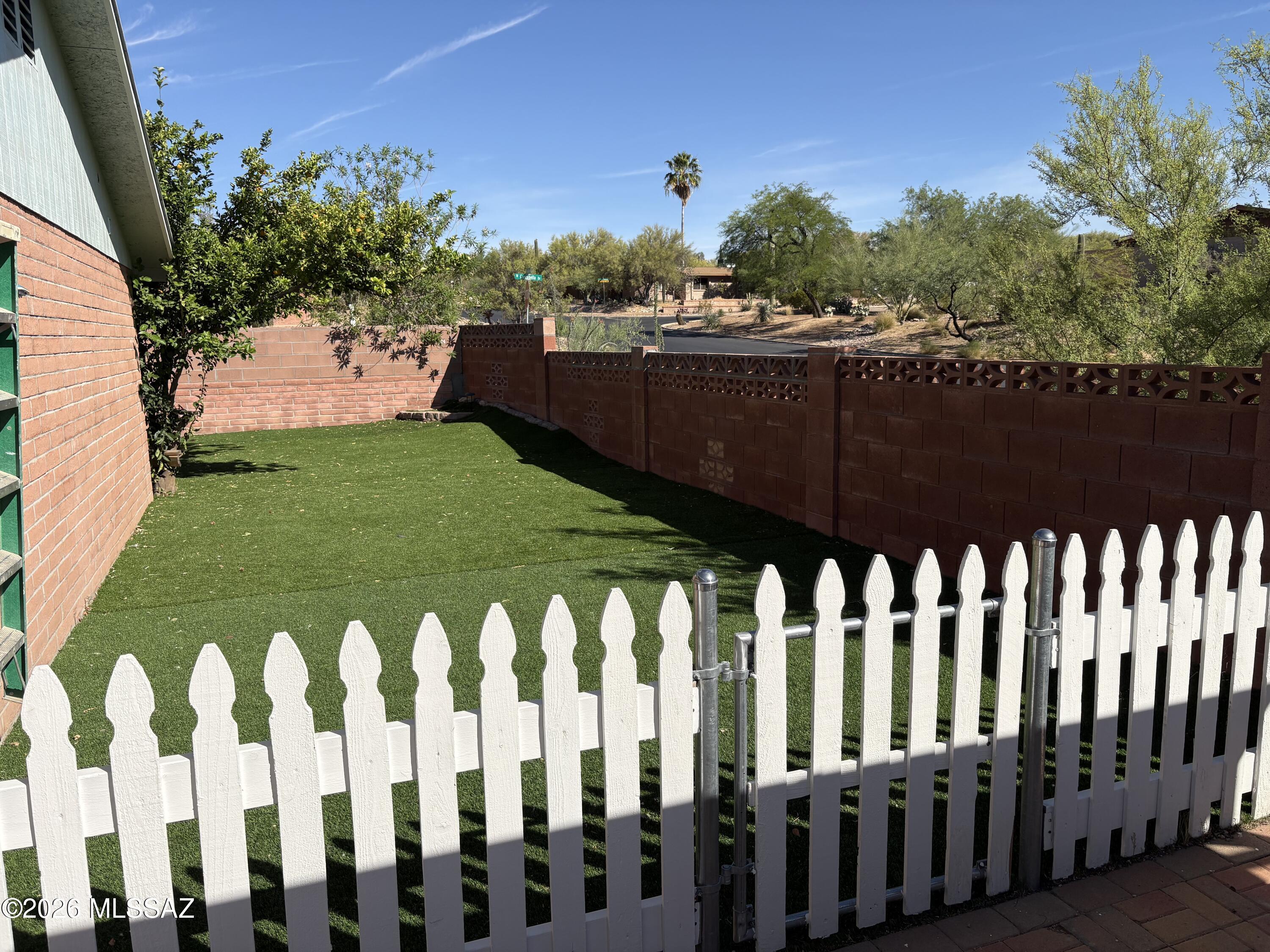 Rancho Feliz (442-647) - Residential
