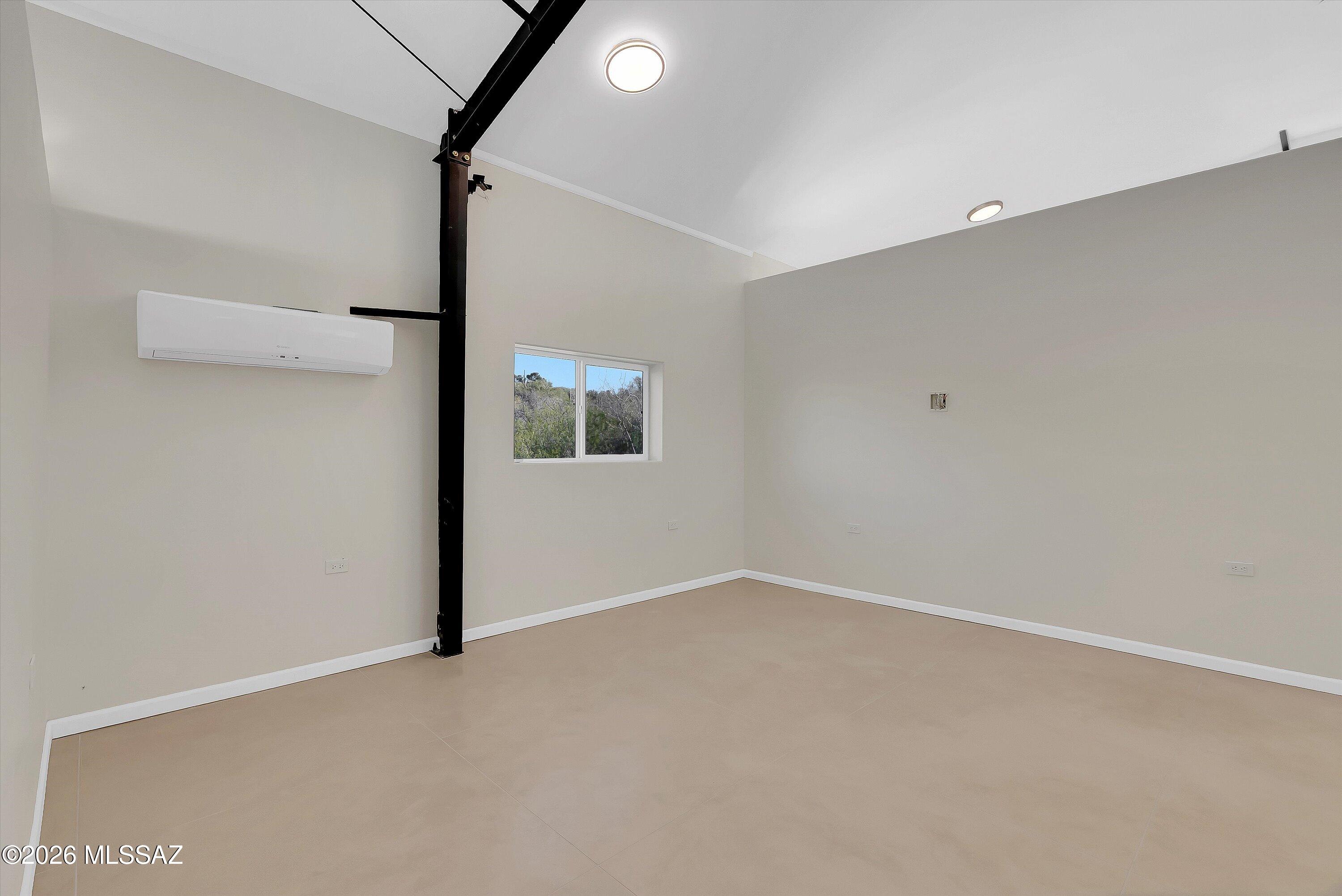 Unsubdivided - Residential