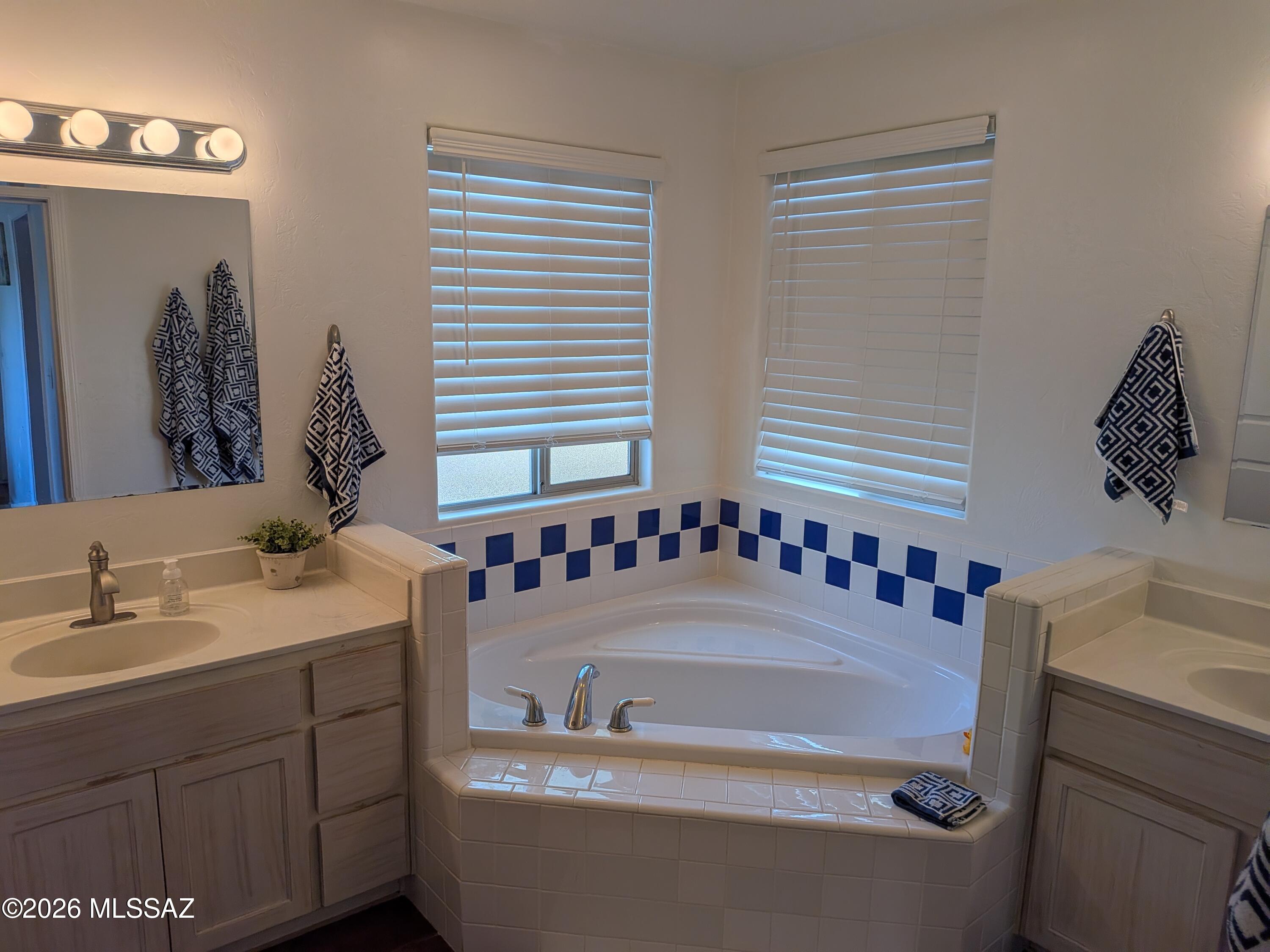 New Tucson Unit NO. 23 (140-261) - Residential