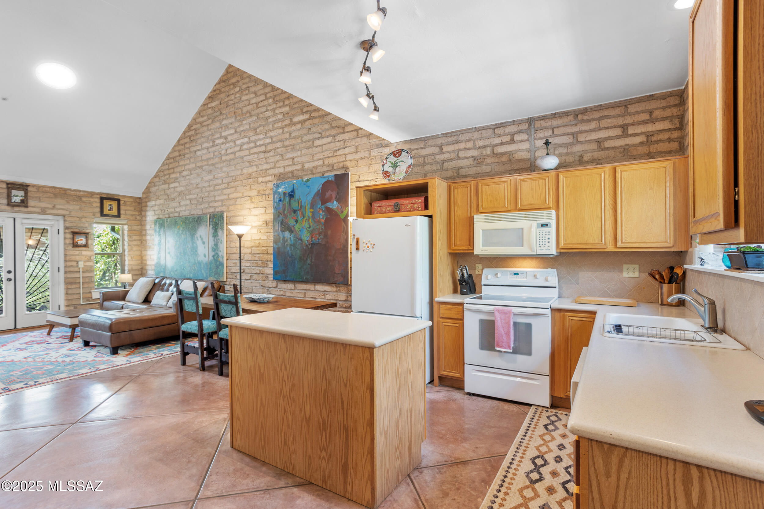 3003 N Gaia Place