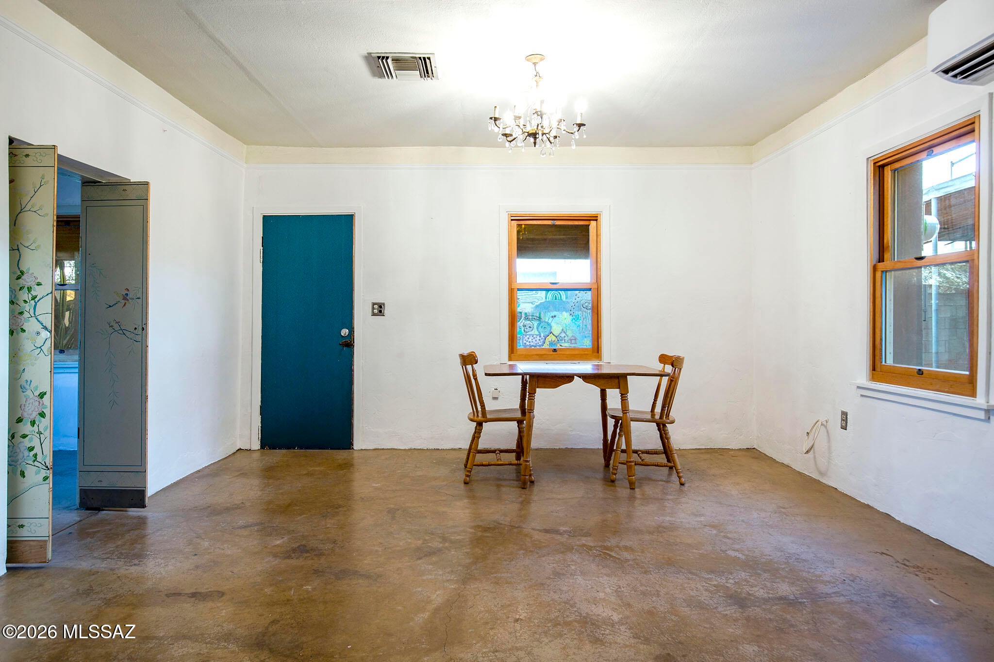 704 W 18th Street