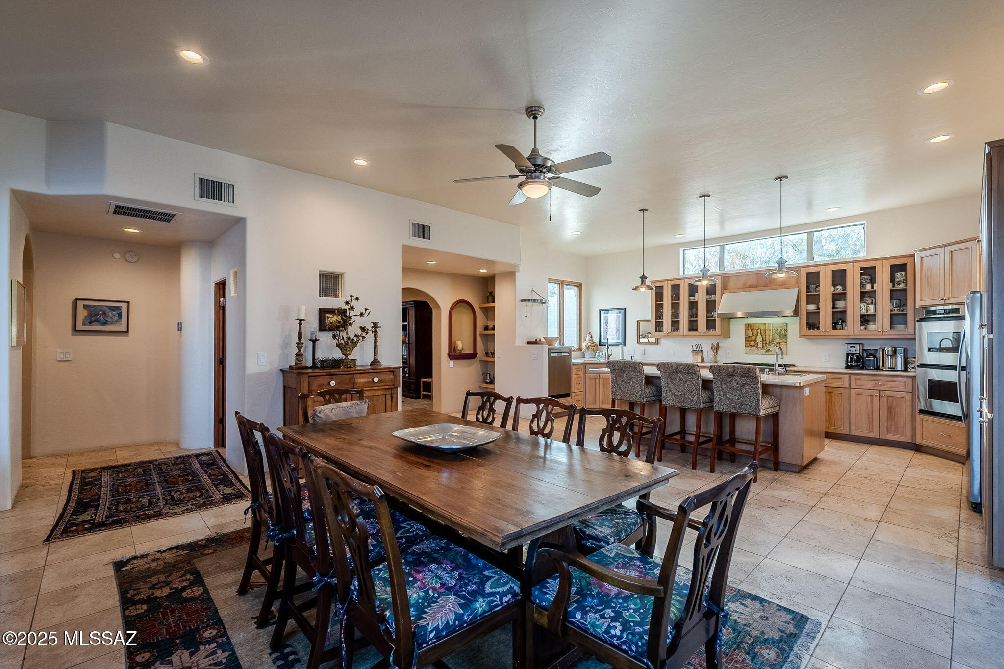 1125 E Seneca Street