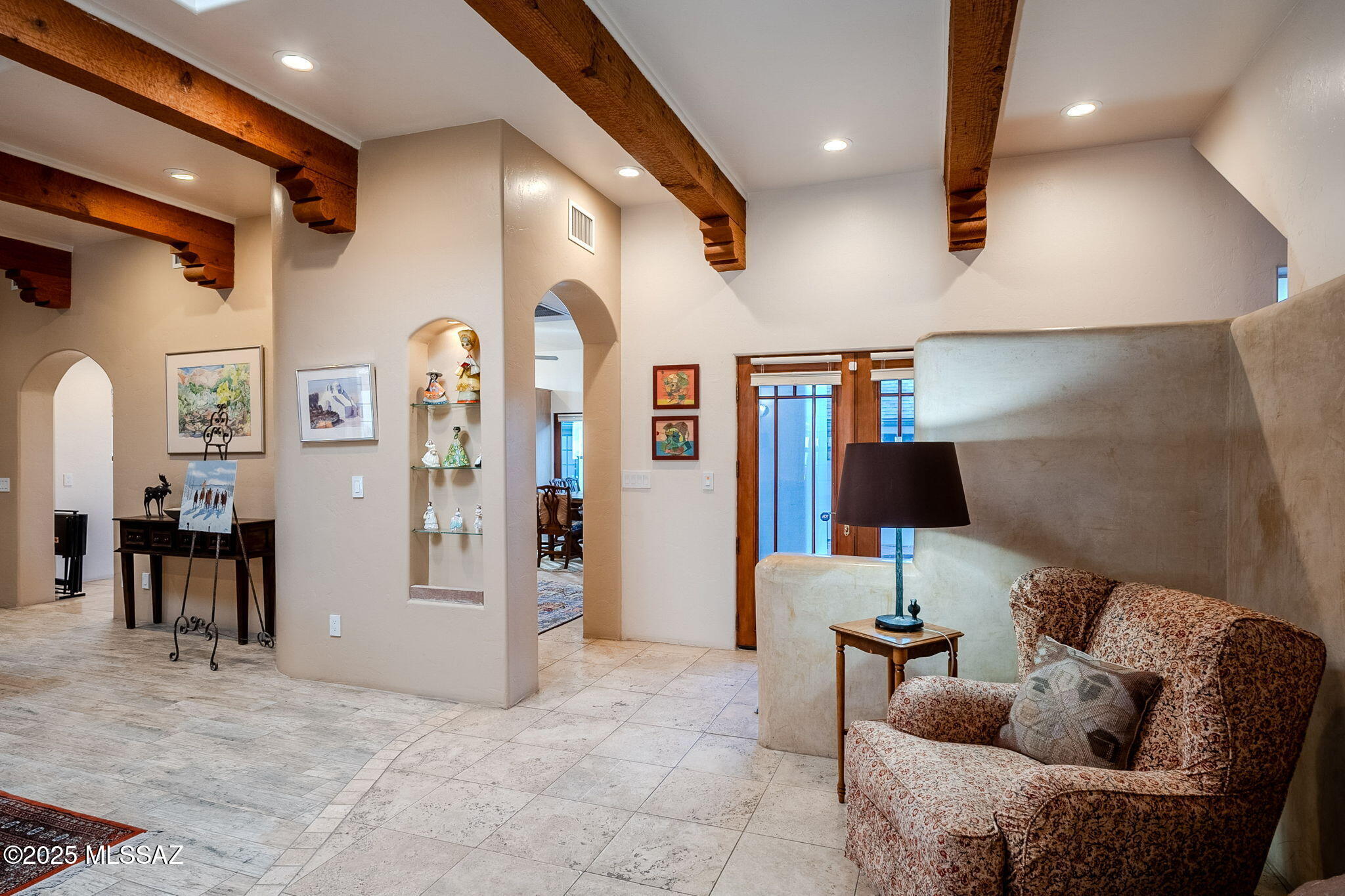 1125 E Seneca Street