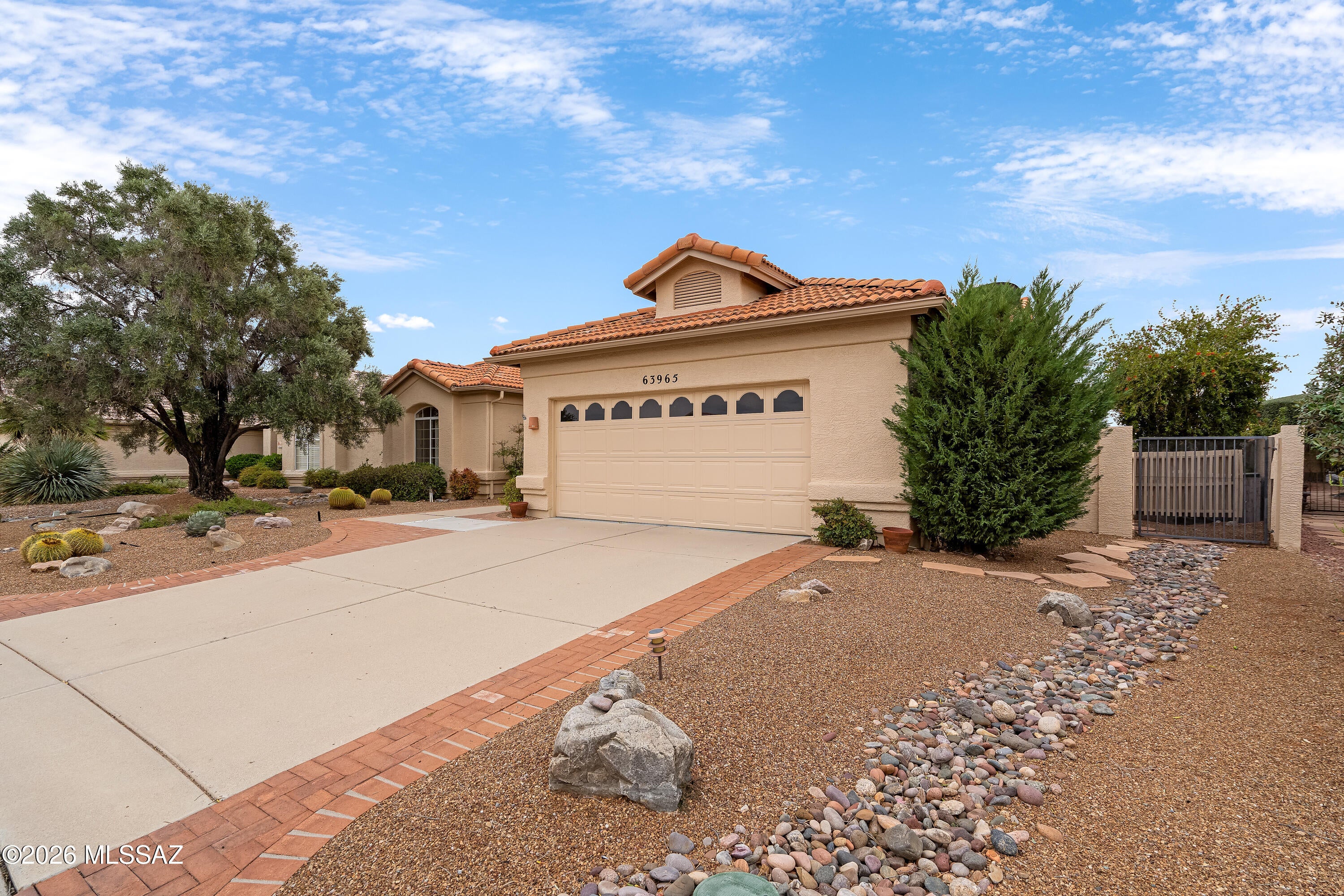 63965 E Whispering Tree Lane