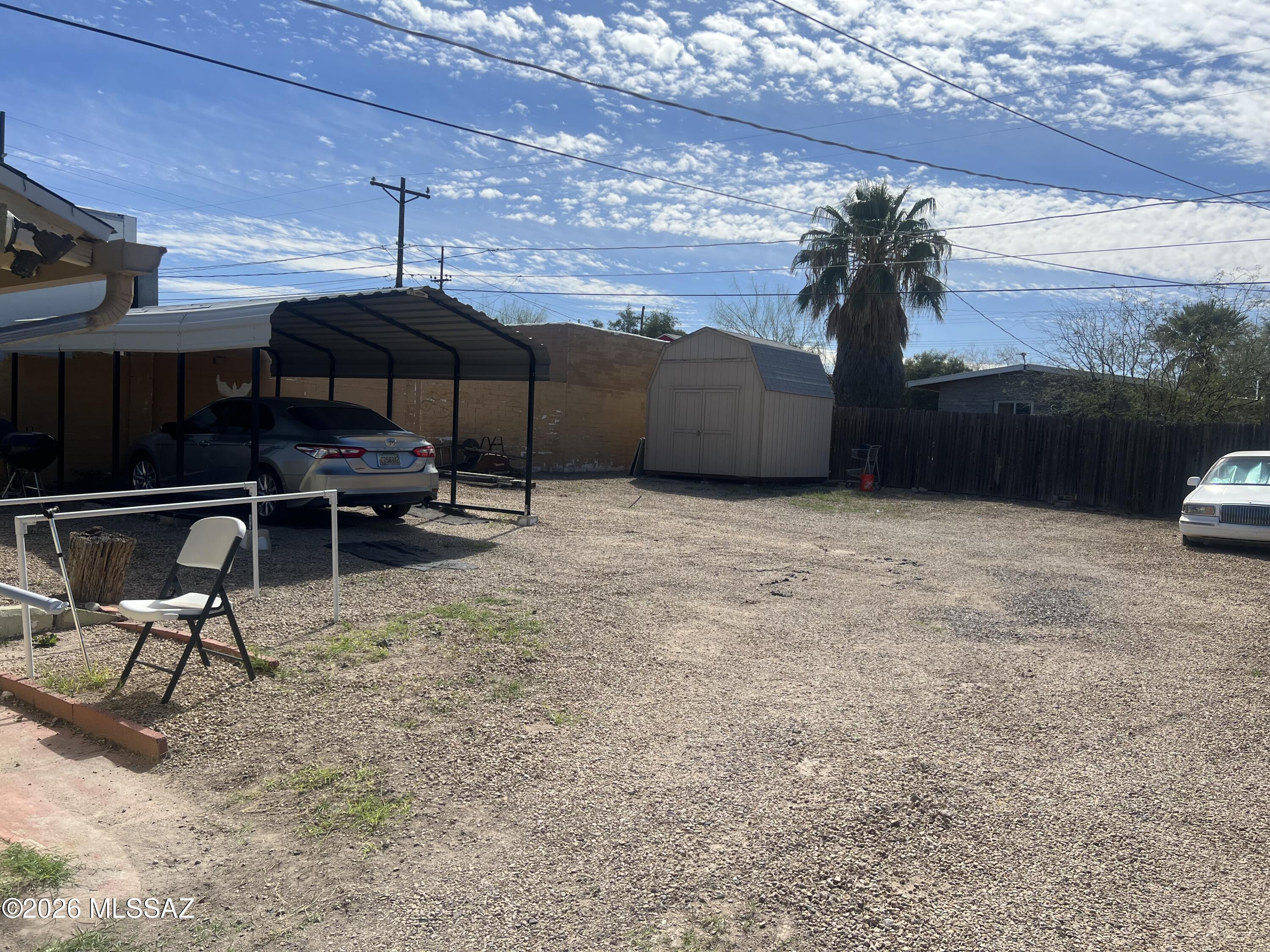 Miracle Mile Manor - Residential