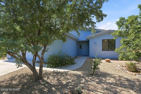 Photo of 2080 S Triangle X Lane, Tucson, AZ 85713 (MLS # 22624709)