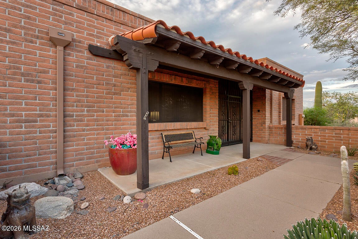 1838 W Camino Urbano