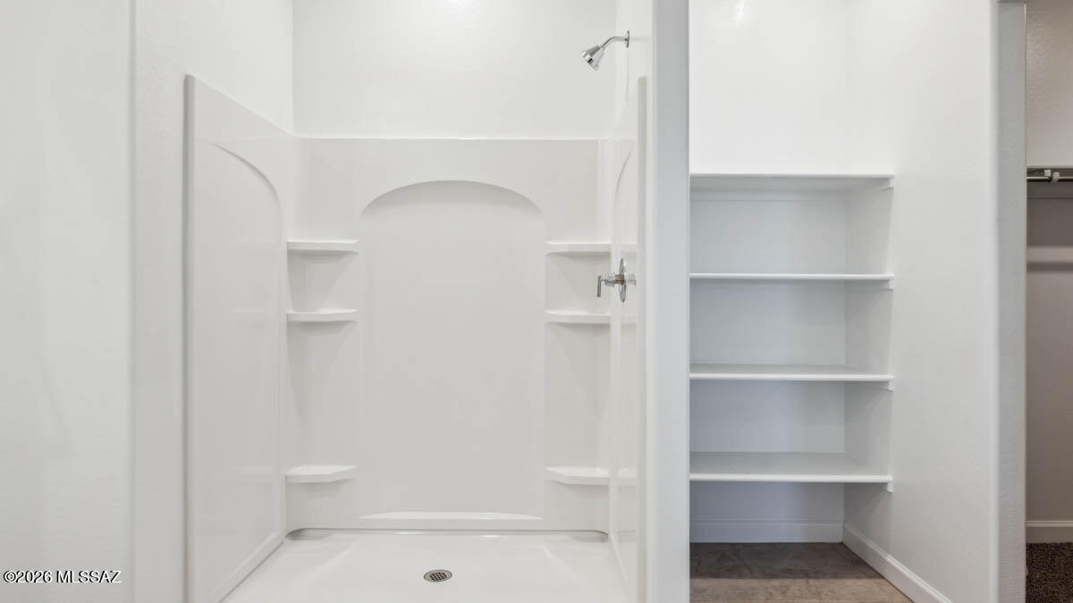 Entranda Del Toro - Residential