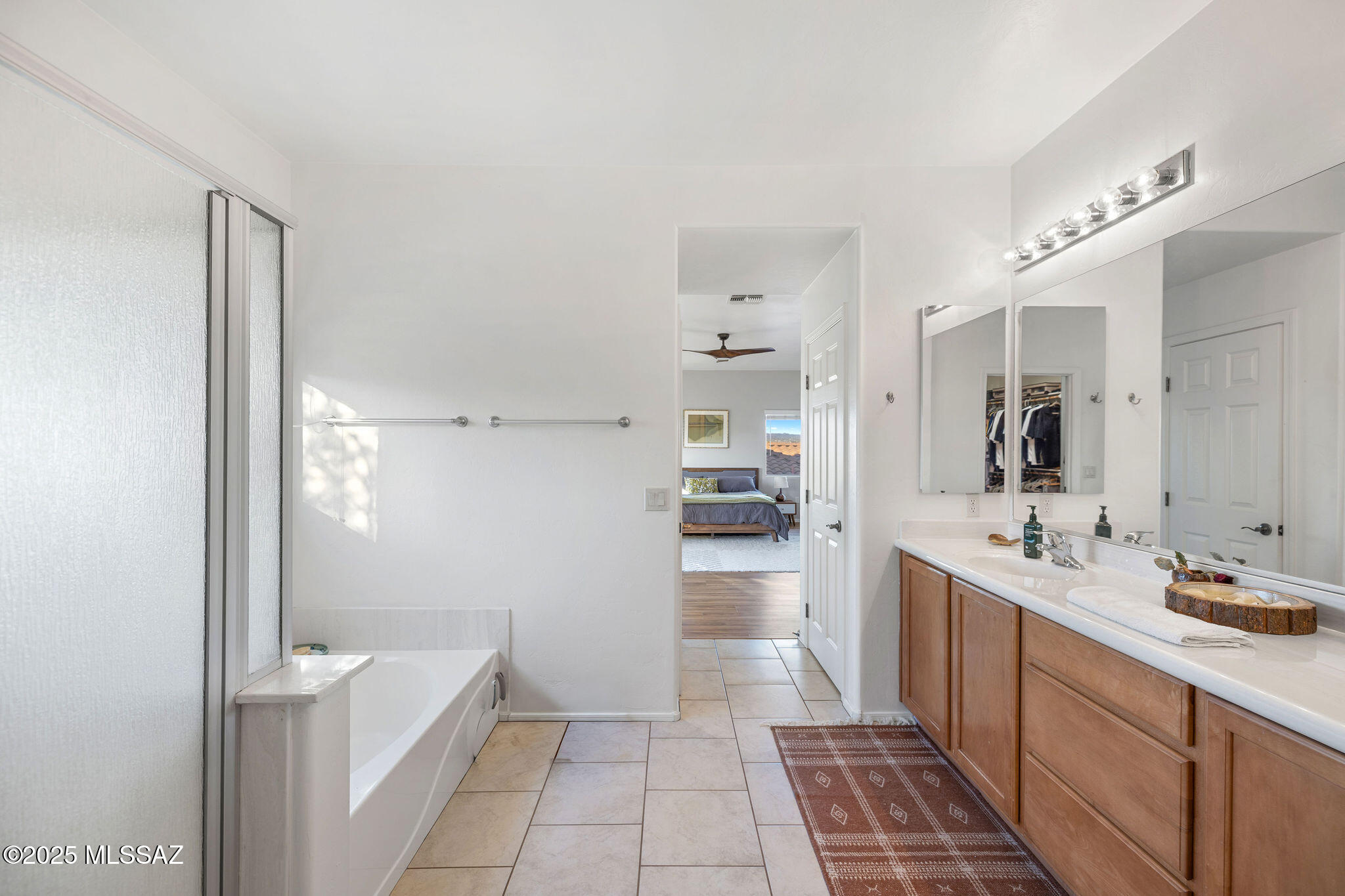 Continental Reserve Blks 17-19 (1-102) - Residential