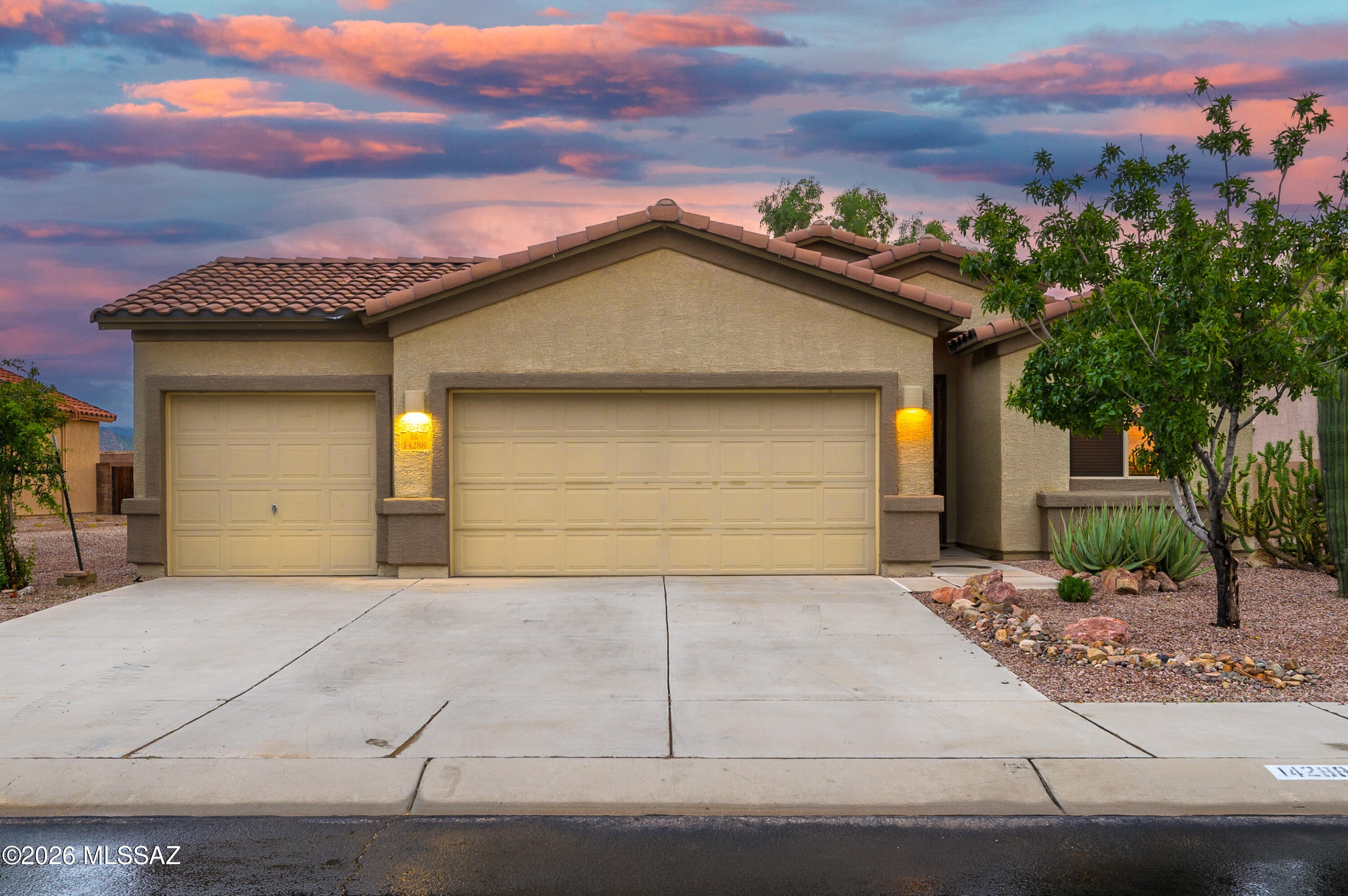 14288 N Recovered Fossil Avenue
