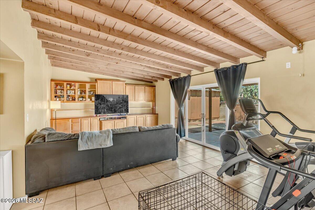 1527 S Avenida Sirio