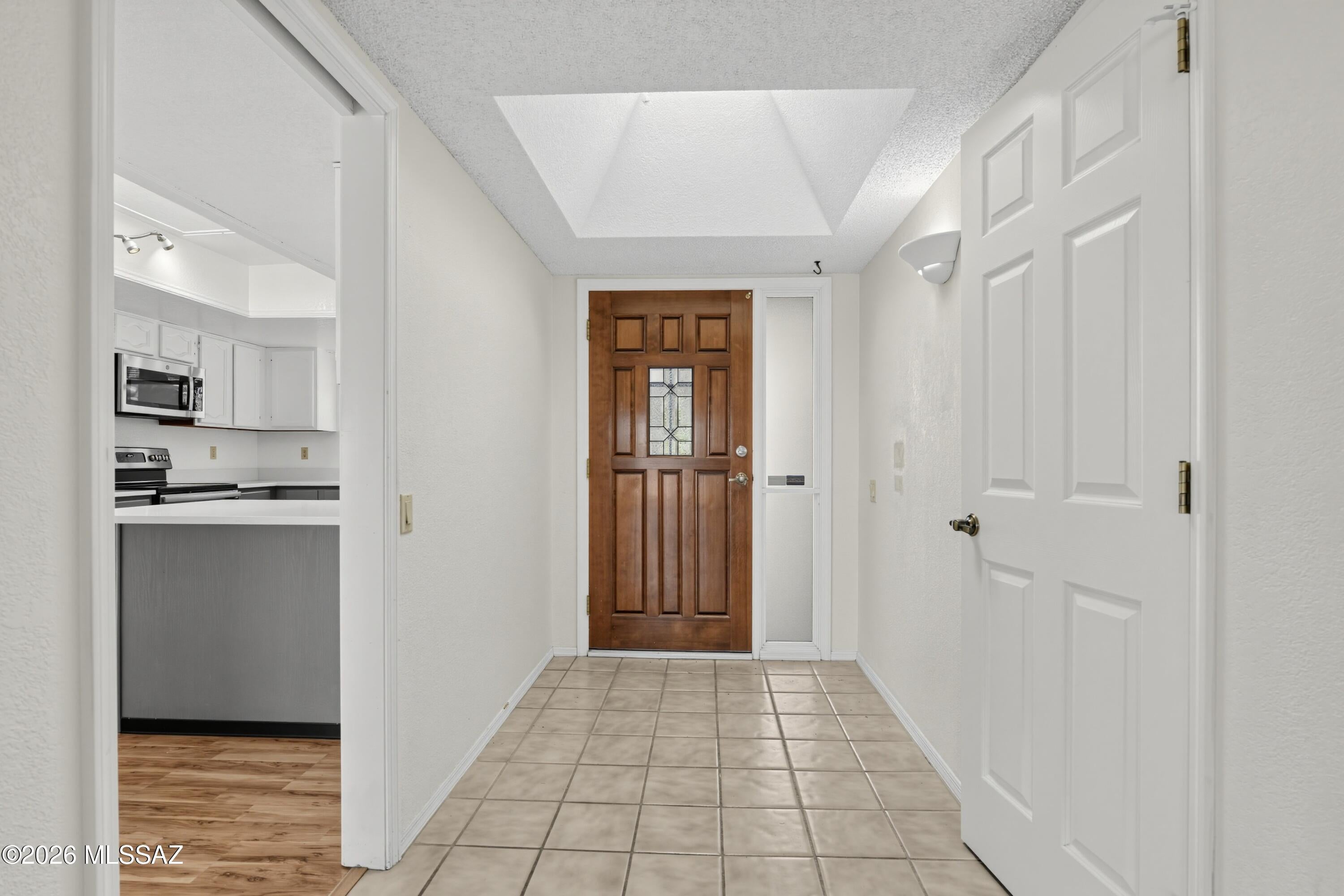 1750 W Camino Urbano
