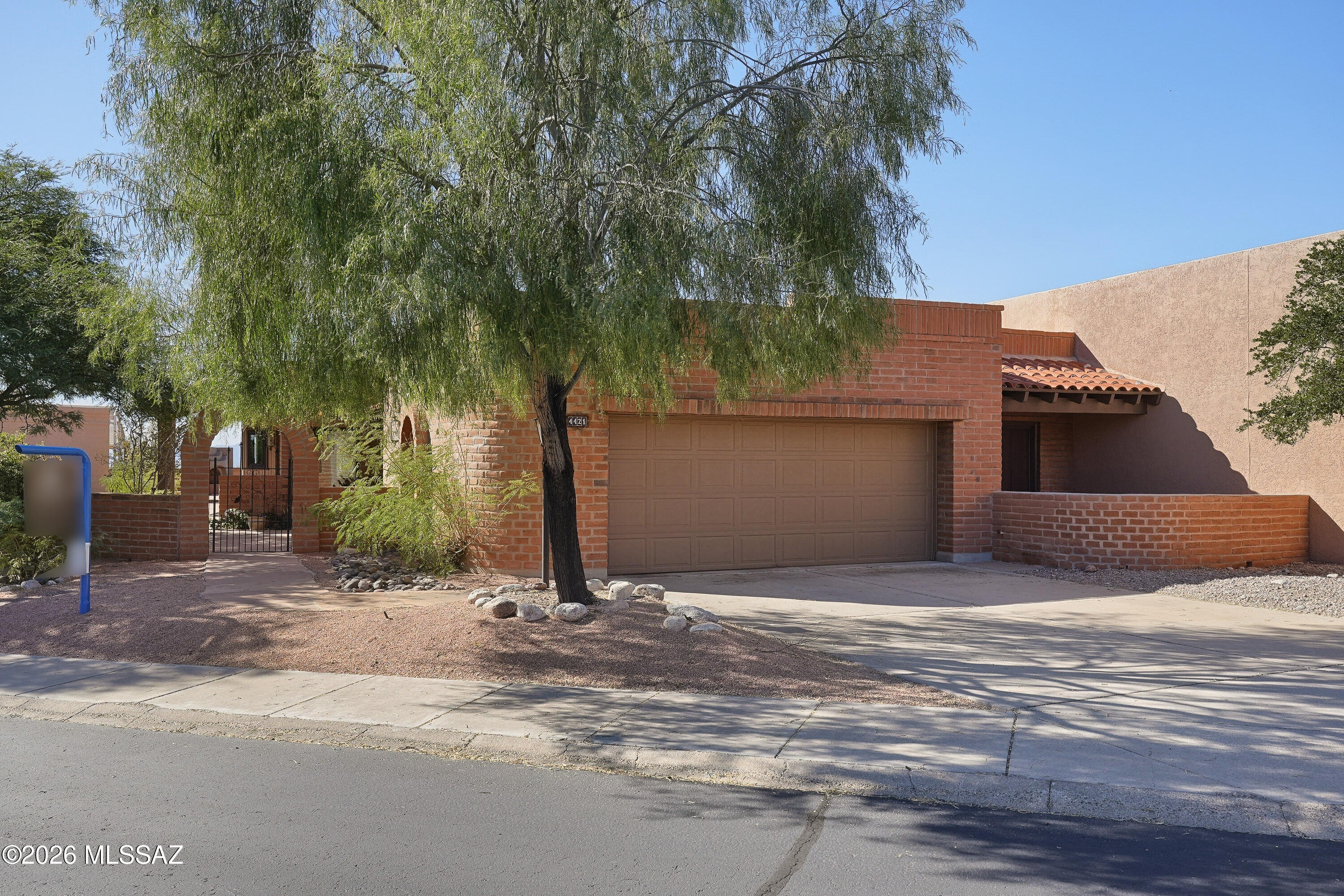 4421 N Camino De Carrillo