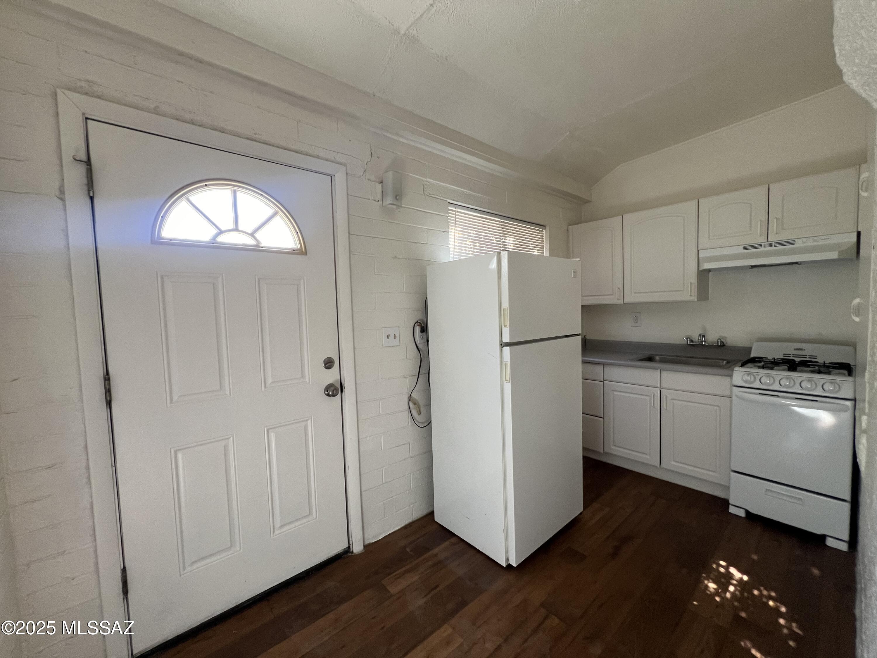 Rieckers Addition - Residential Lease